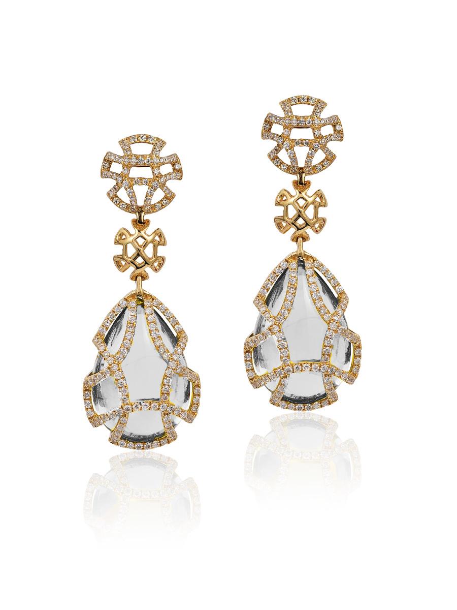 Contemporary Goshwara Pear Shape Rock Crystal And Diamond Earrings For Sale