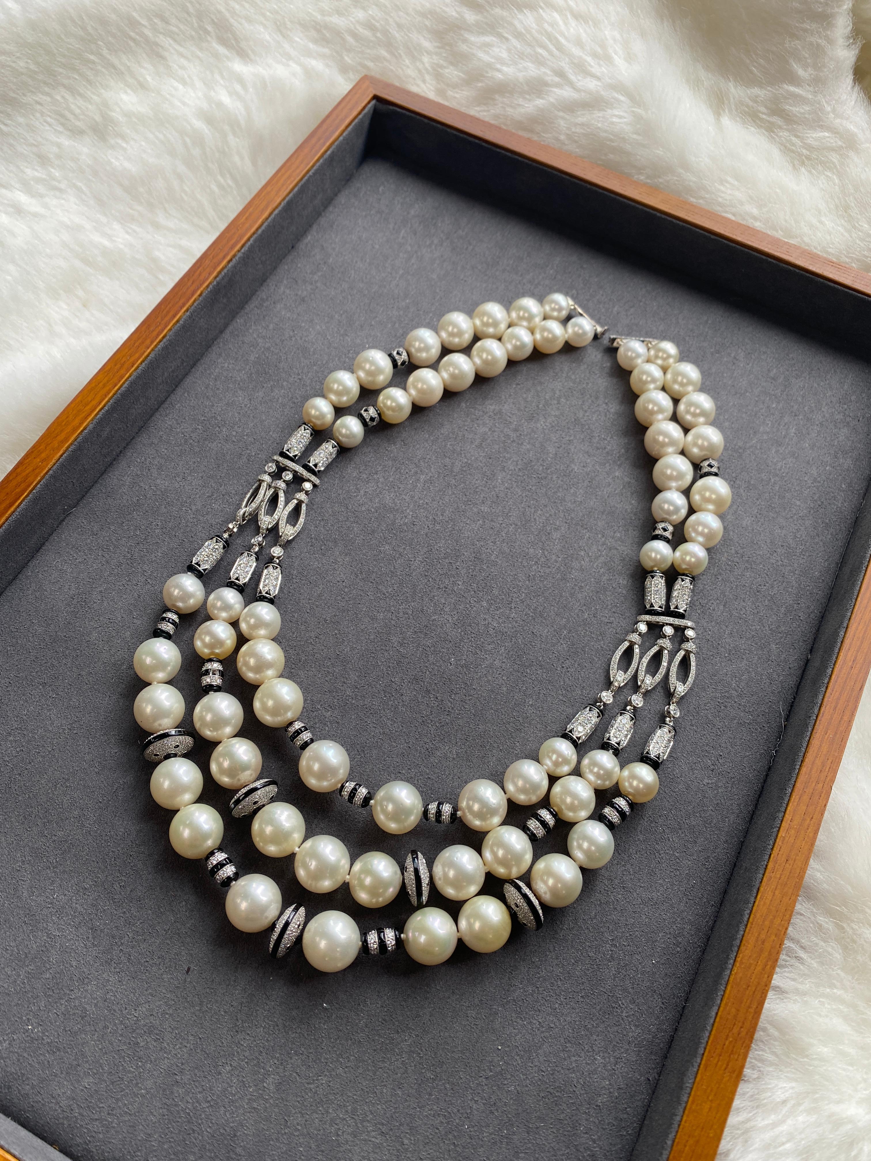 Goshwara Pearl and Onyx Necklace For Sale 6