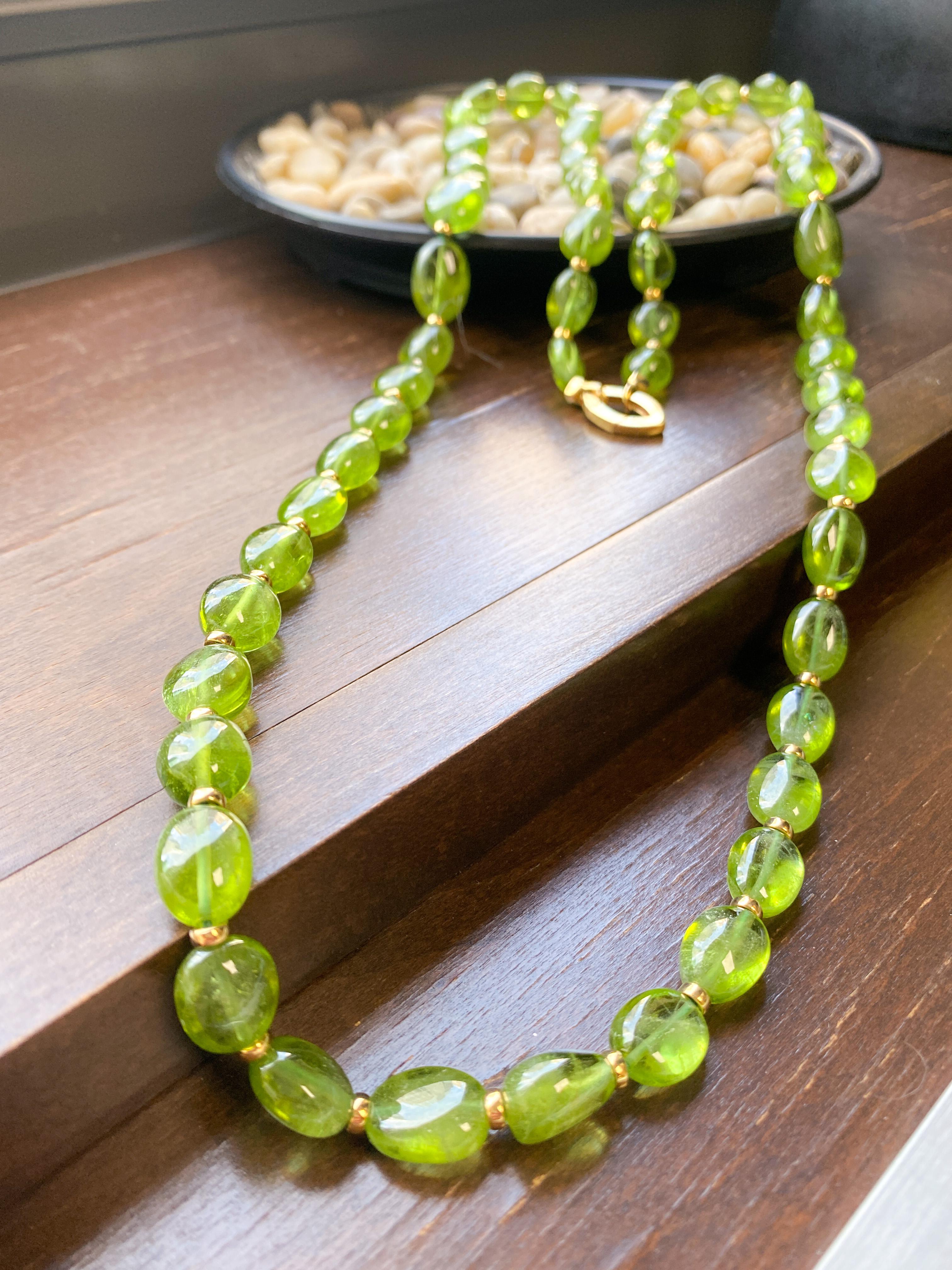 Contemporary Goshwara Peridot Bead Necklace