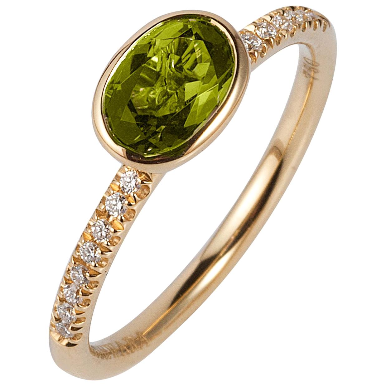 Ovaler Peridot-Diamant-Ring vonshwara