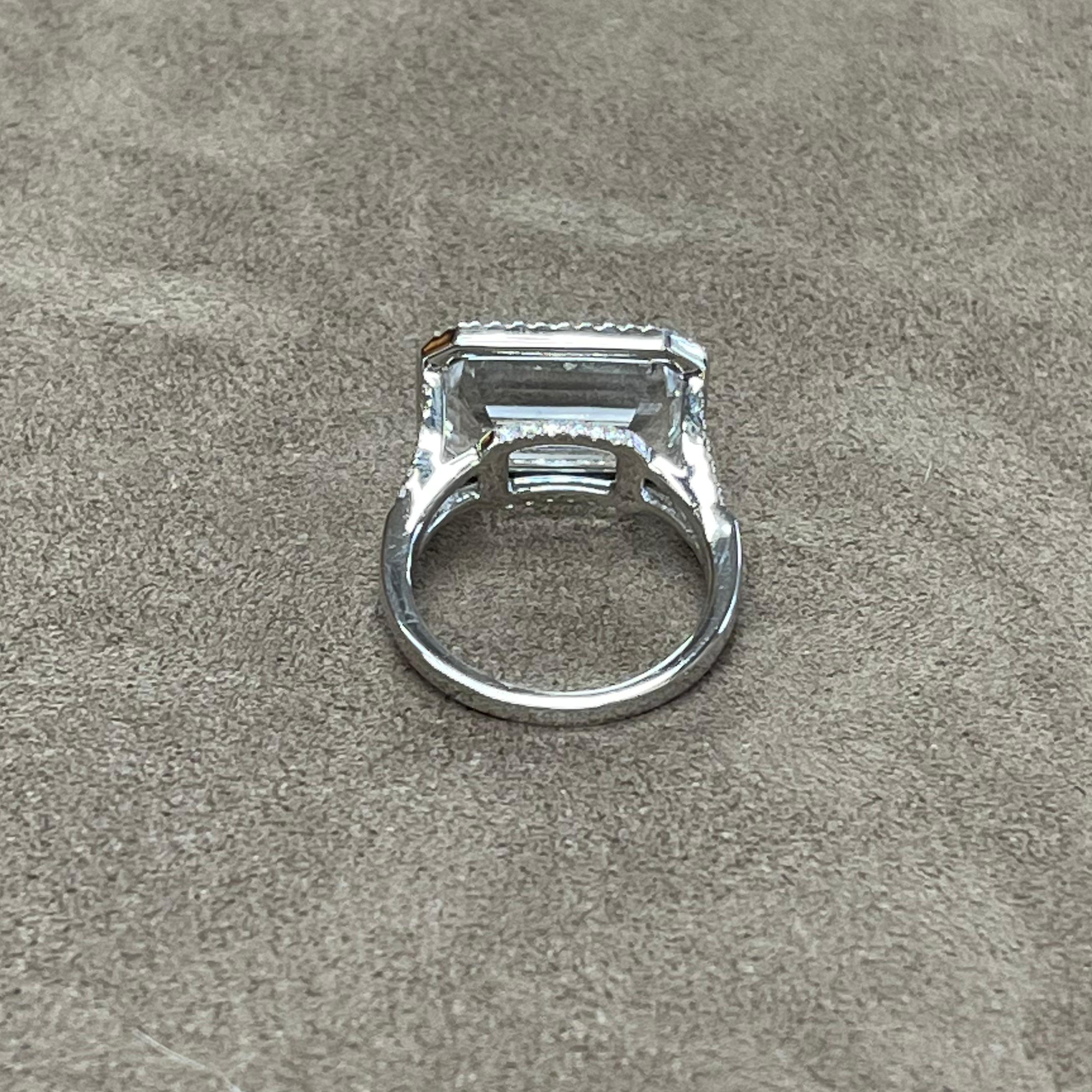 Goshwara Rock Crystal Emerald Cut and Diamond Ring For Sale 2