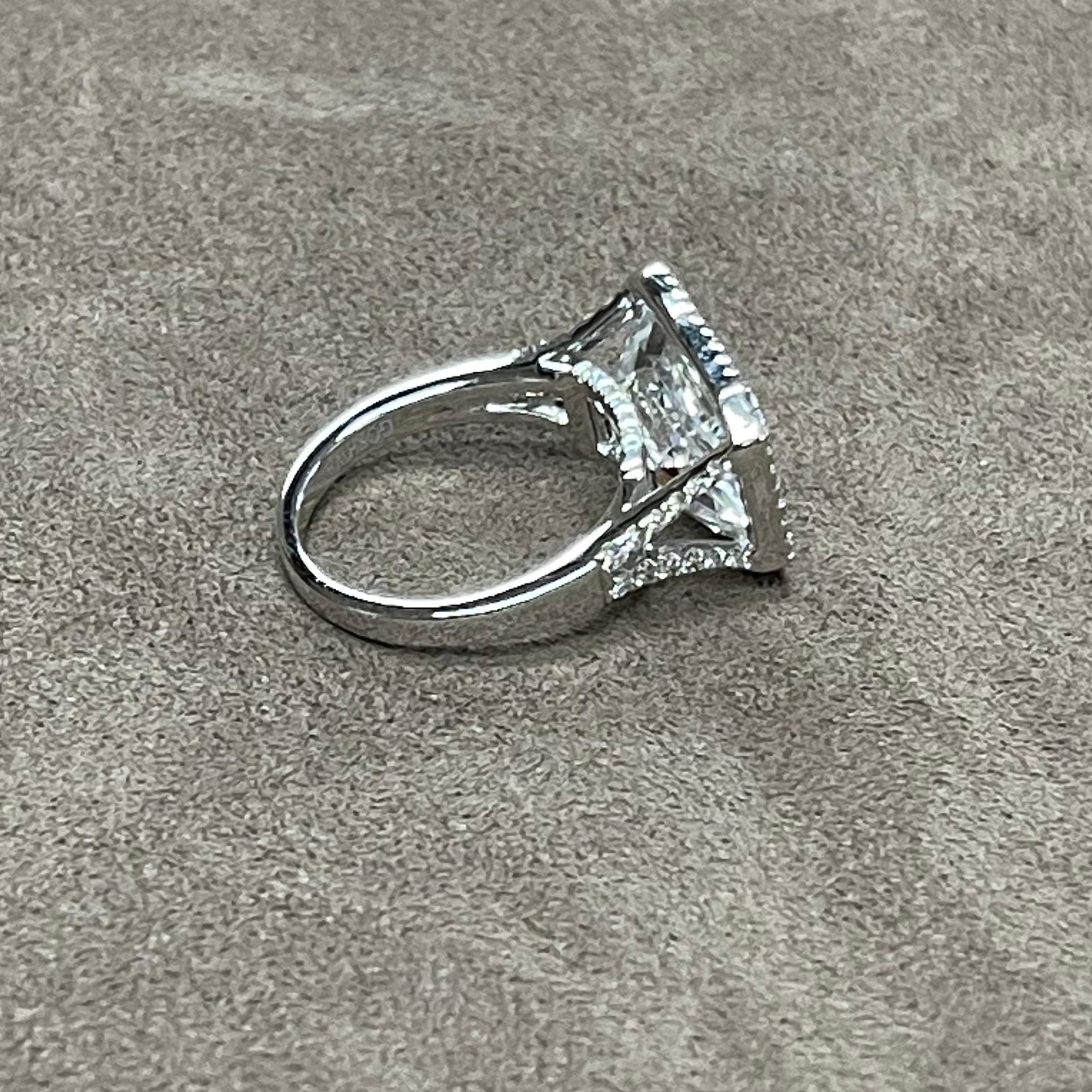 Goshwara Rock Crystal Emerald Cut and Diamond Ring For Sale 1