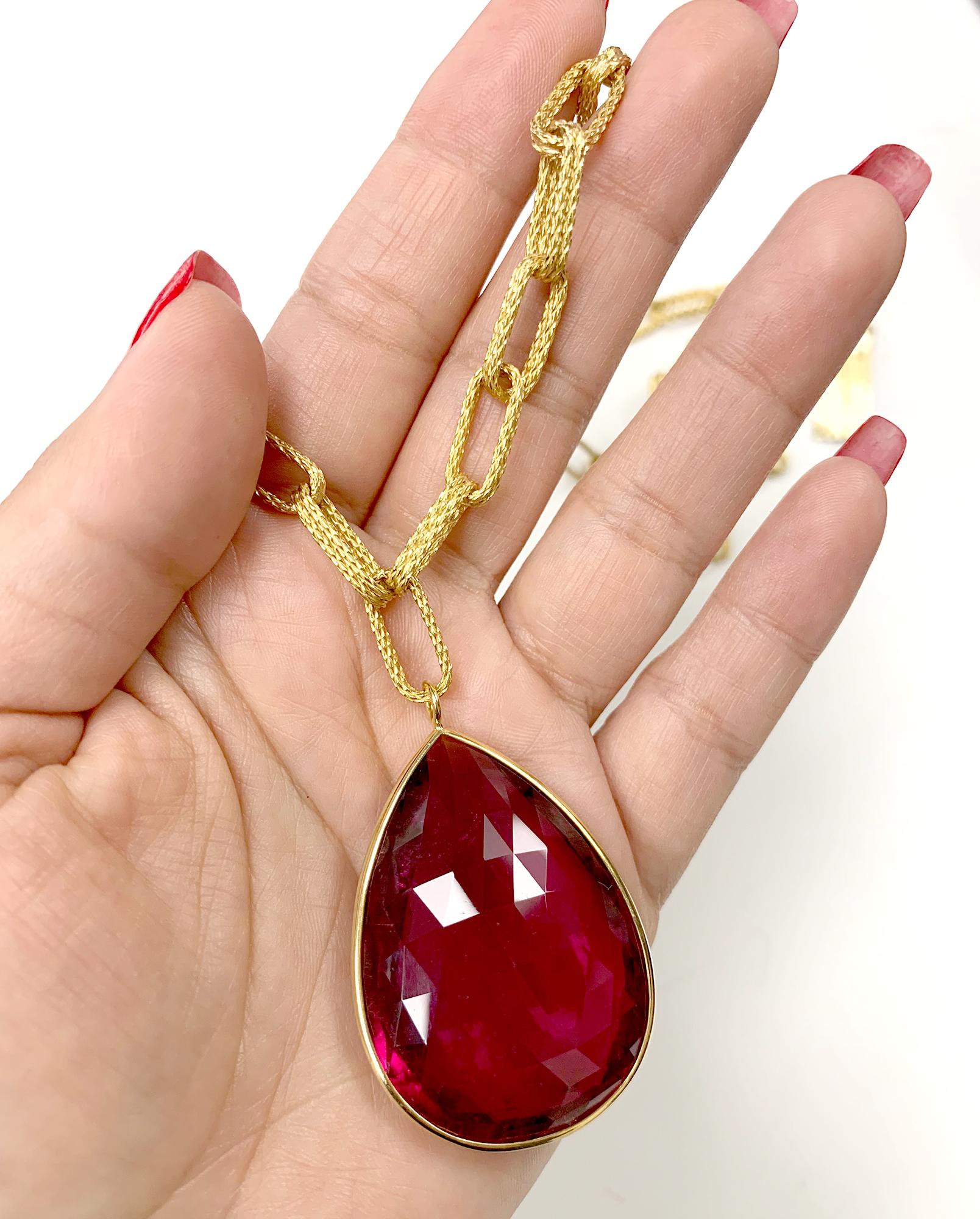 Contemporary Goshwara Rubelite Briolette with Textured Chain Necklace For Sale