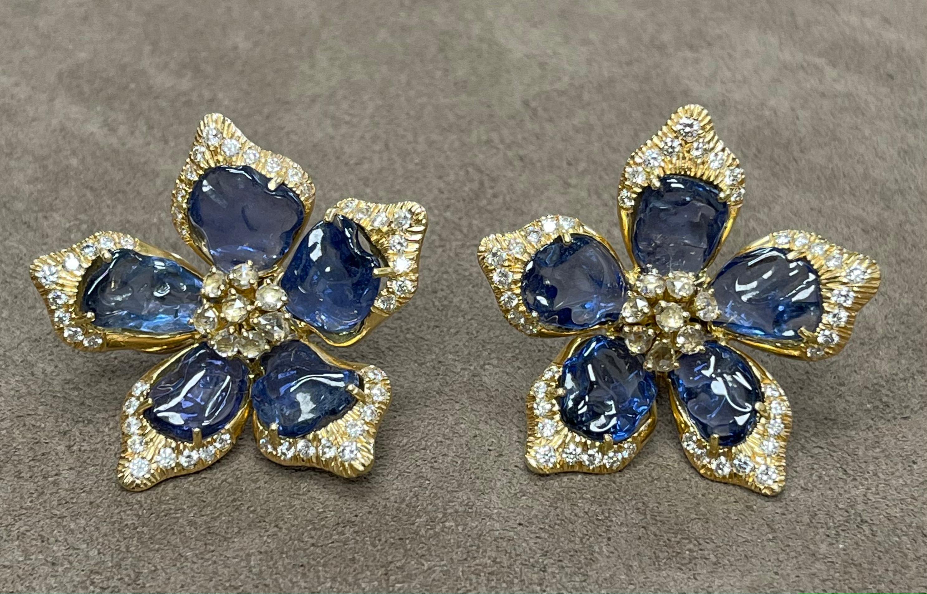 Goshwara Sapphire and Diamond Flower Earrings For Sale 3