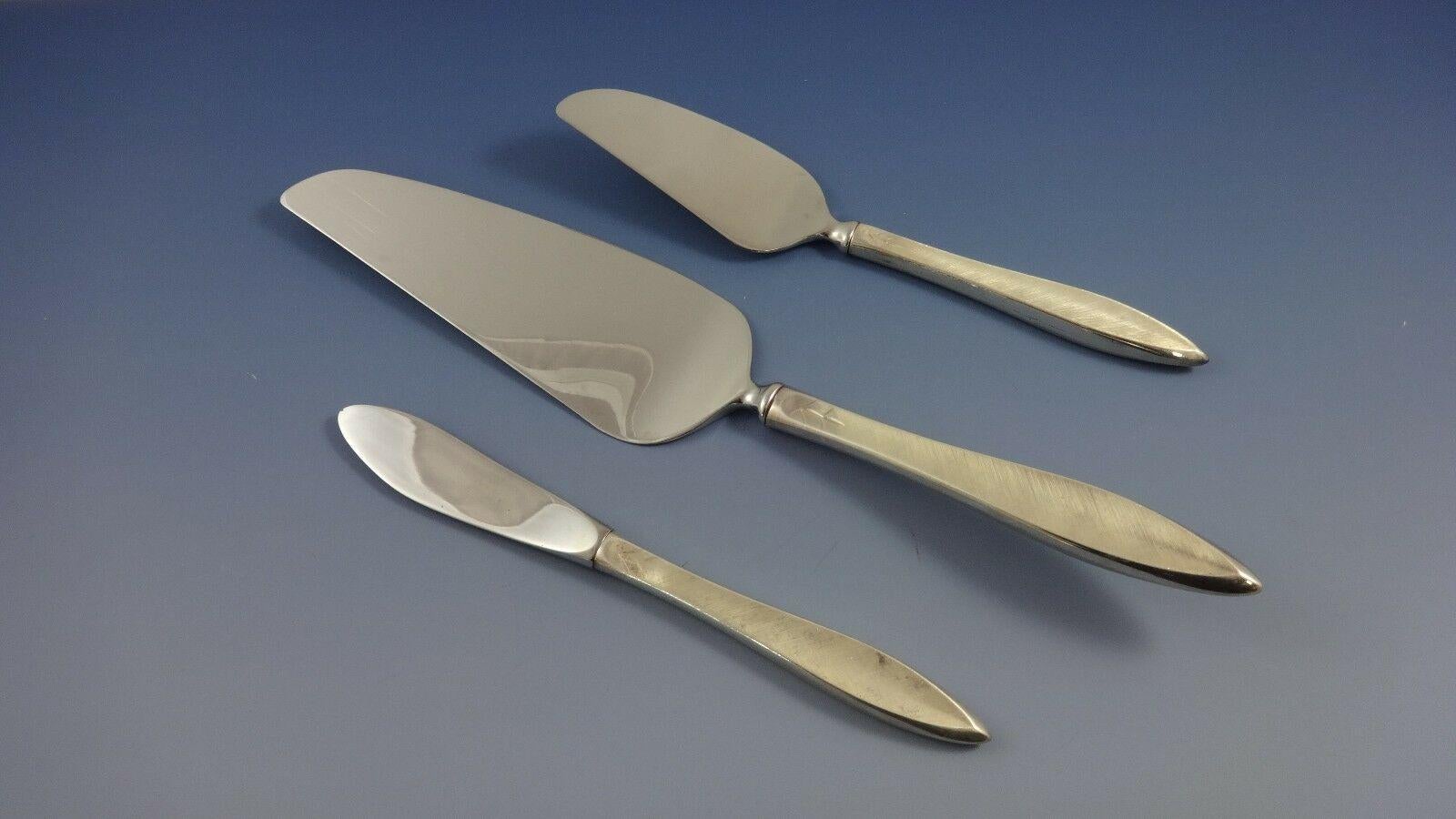 Service de couverts moderne en argent sterling Gossamer by Gorham pour 12 personnes, ensemble de 70 pièces en vente 1