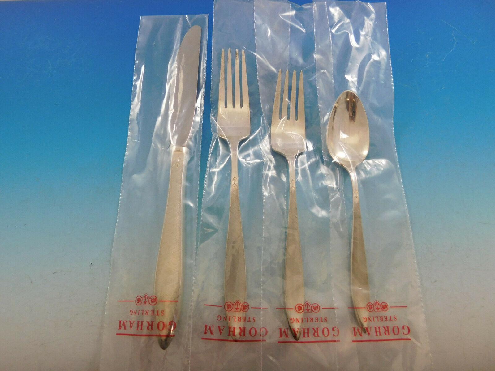Gossamer by Gorham Sterling Silver Flatware Set for 8 Service 55 Pieces New In Excellent Condition For Sale In Big Bend, WI