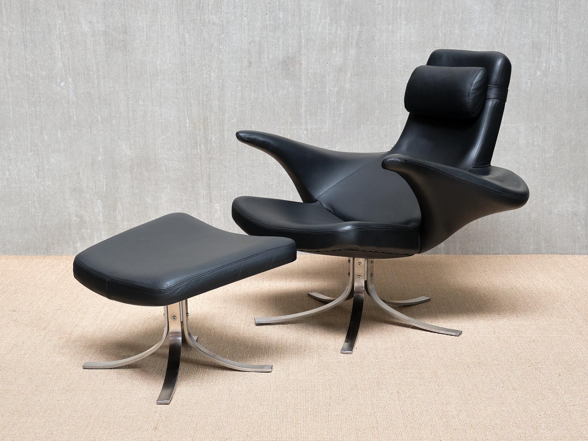 Danish Gosta Berg & Stenerik Eriksson 'Seagull' Chair with Stool, Fritz Hansen, 1960s For Sale