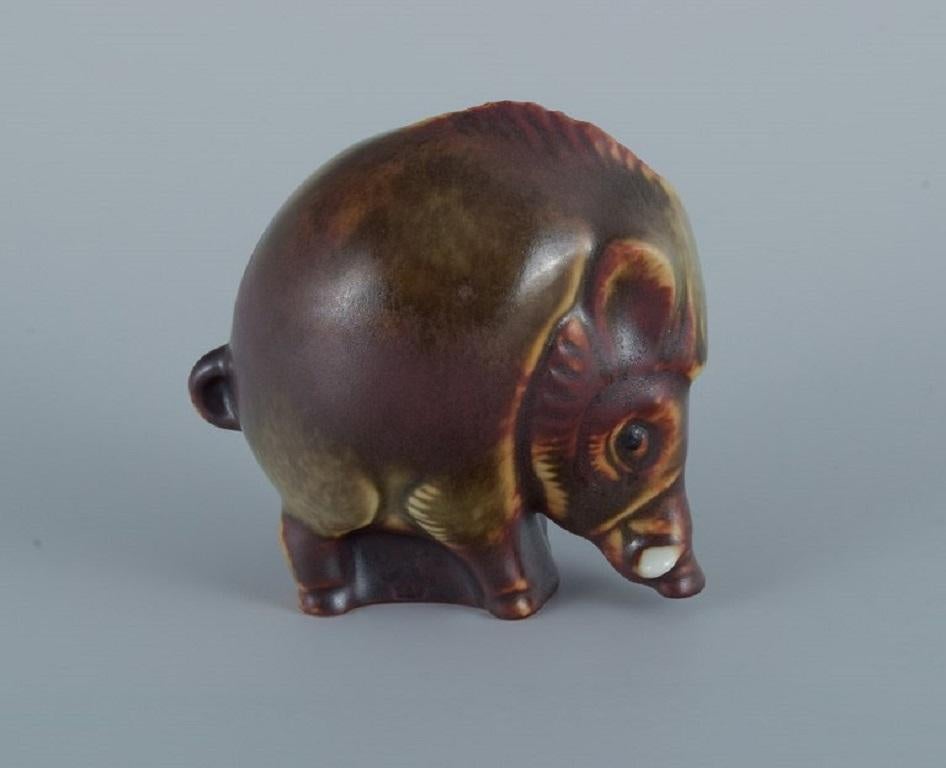 Gösta Grähs pour Rörstrand. Wild boar en céramique, années 1980 en vente