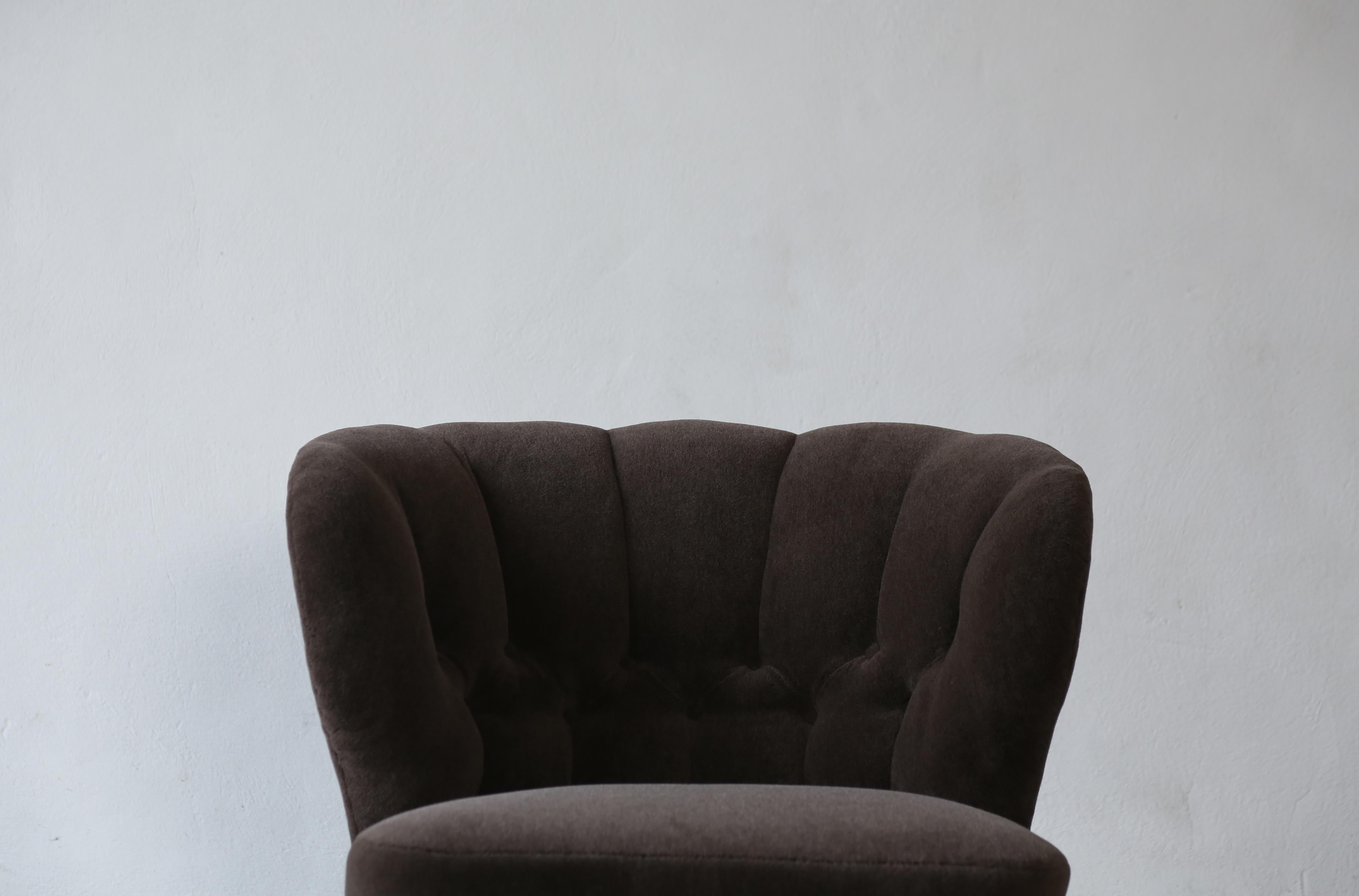 Gösta Jonsson Attributed Lounge Chair, 1950s, Sweden, Pure Alpaca Fabric For Sale 6