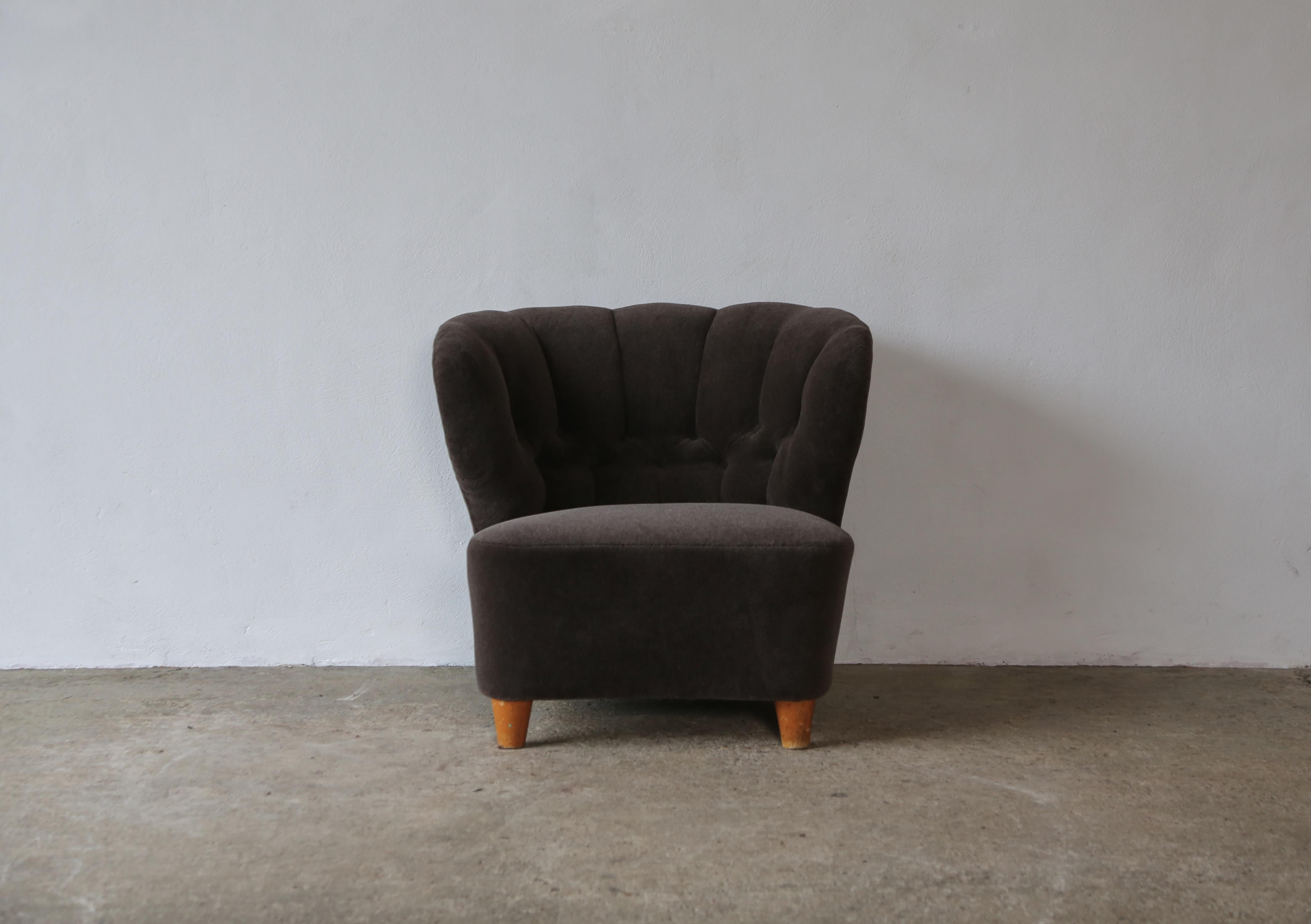 Gösta Jonsson Attributed Lounge Chair, 1950s, Sweden, Pure Alpaca Fabric For Sale 8