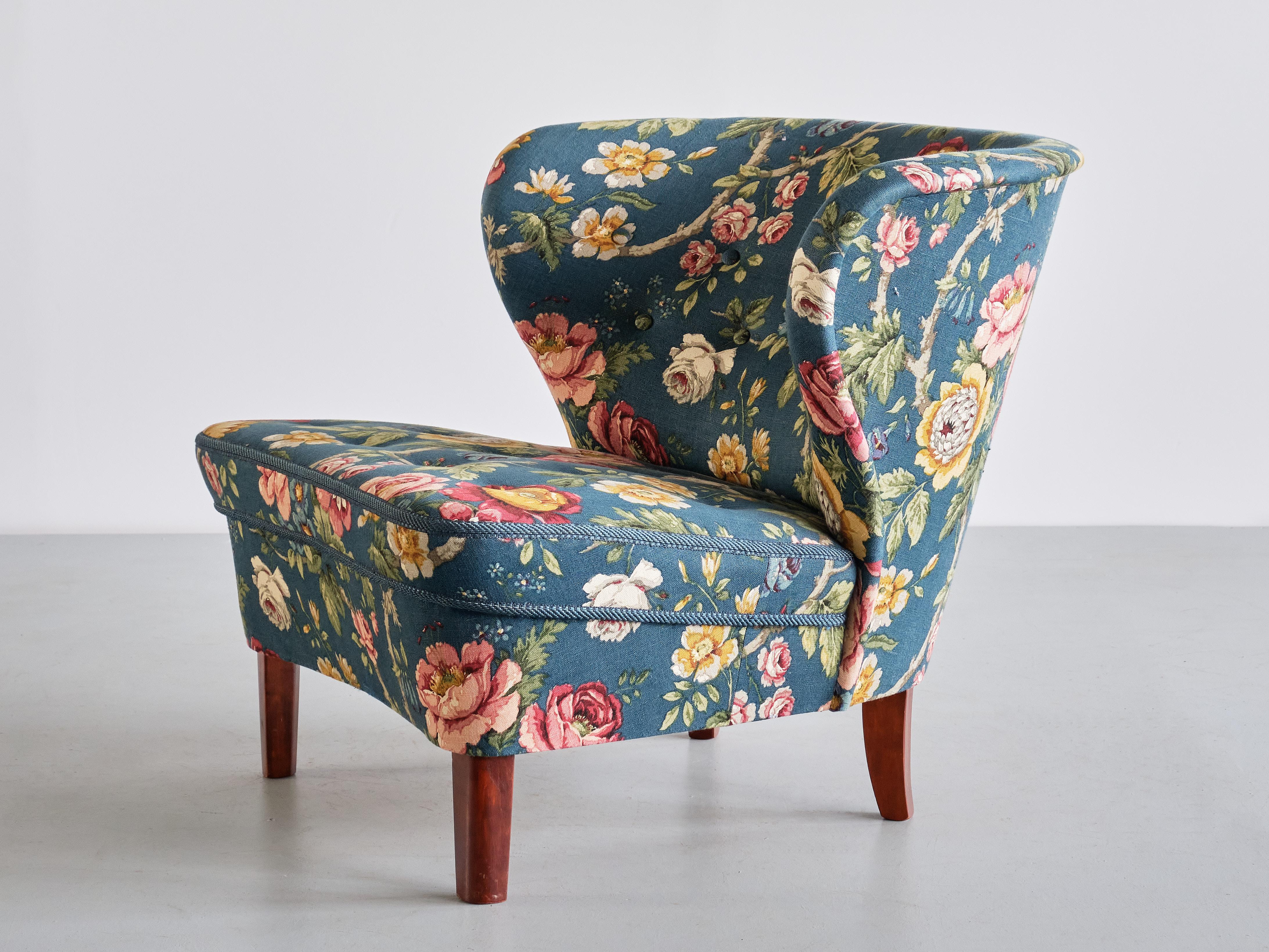 Gösta Jonsson Lounge Chair in Floral Fabric and Birch, Sweden, 1940s For Sale 6