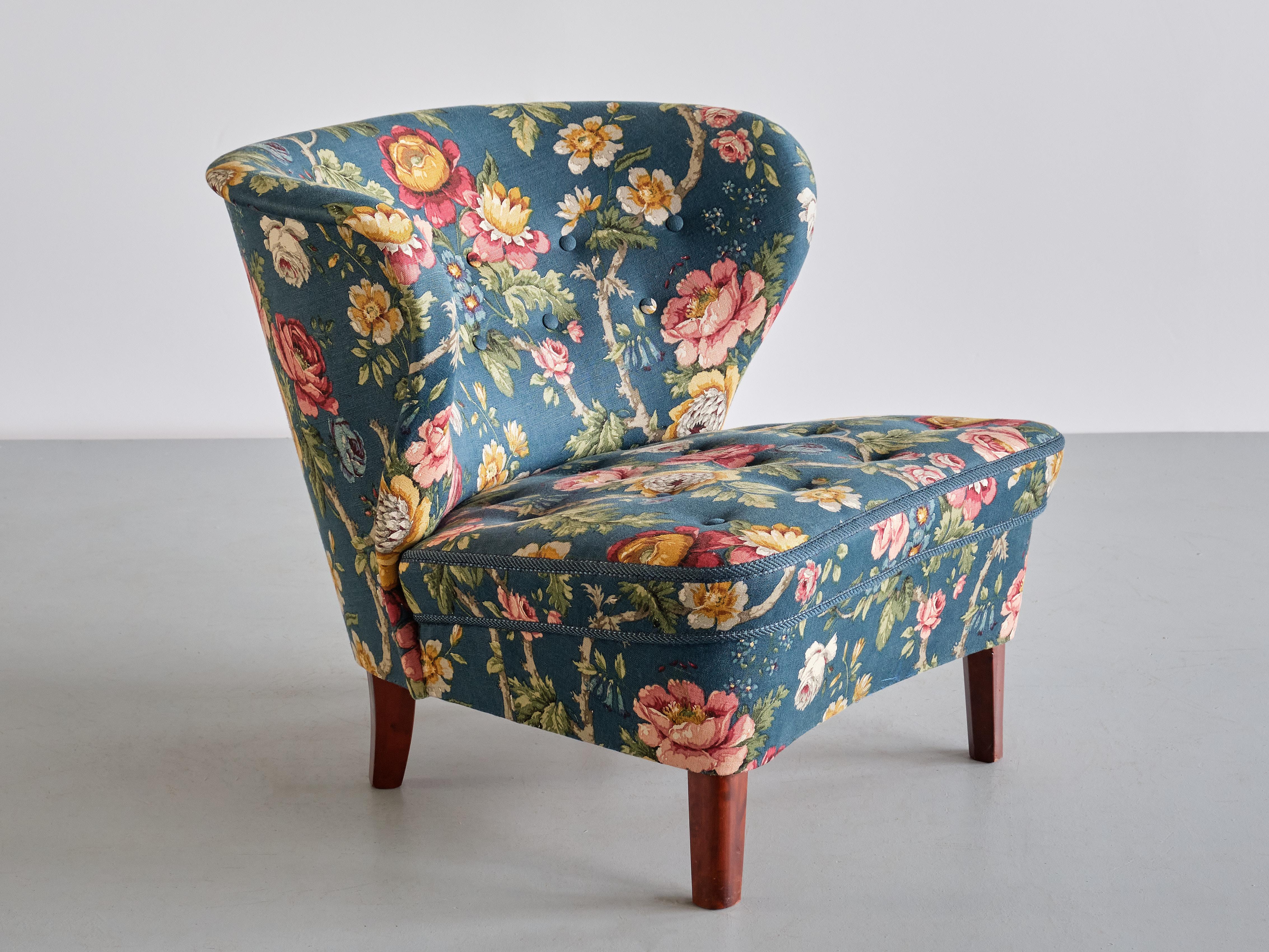 Swedish Gösta Jonsson Lounge Chair in Floral Fabric and Birch, Sweden, 1940s For Sale