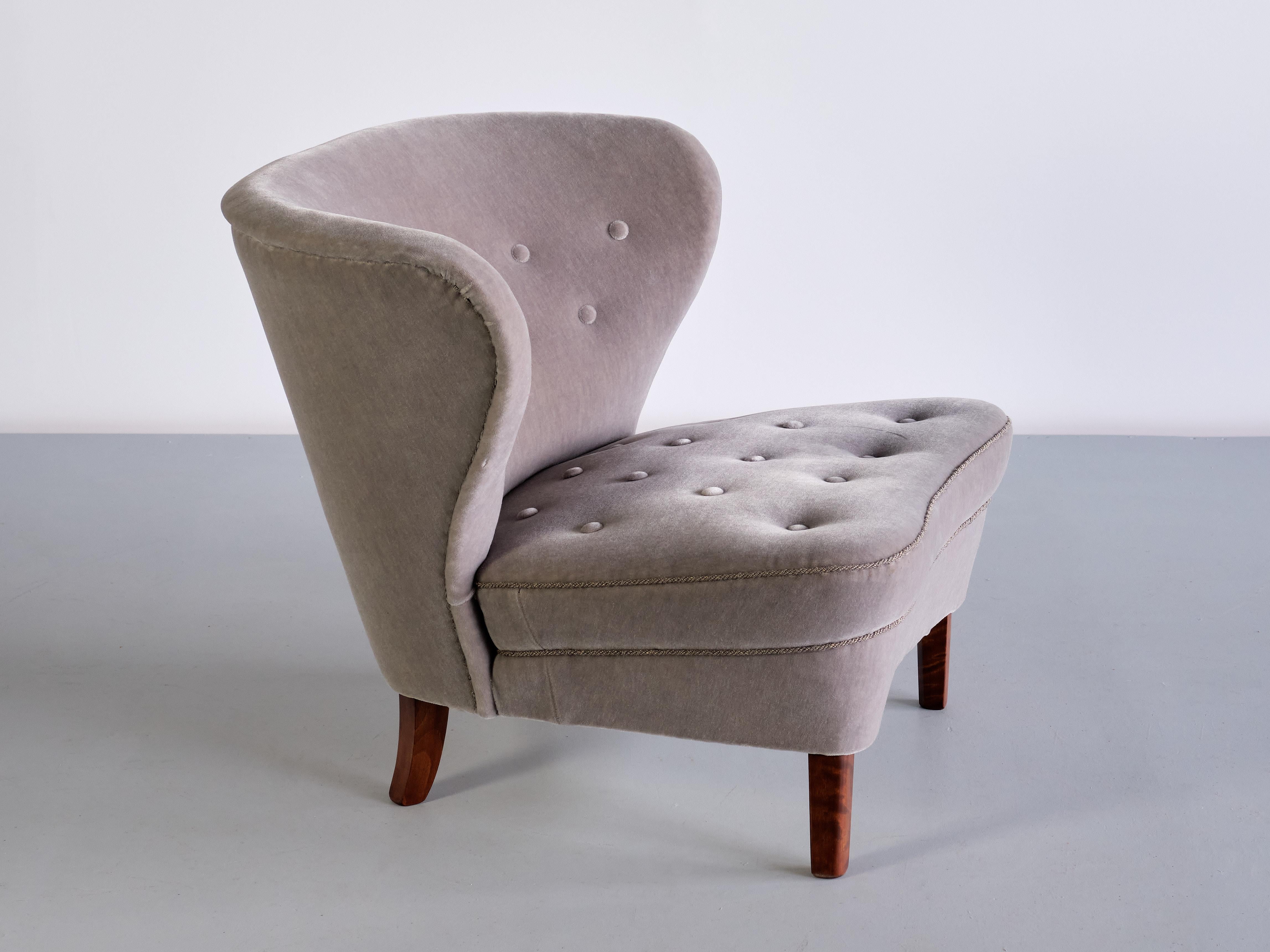 Mid-20th Century Gösta Jonsson Lounge Chair in Gray Mohair Velvet and Birch, Sweden, 1940s For Sale