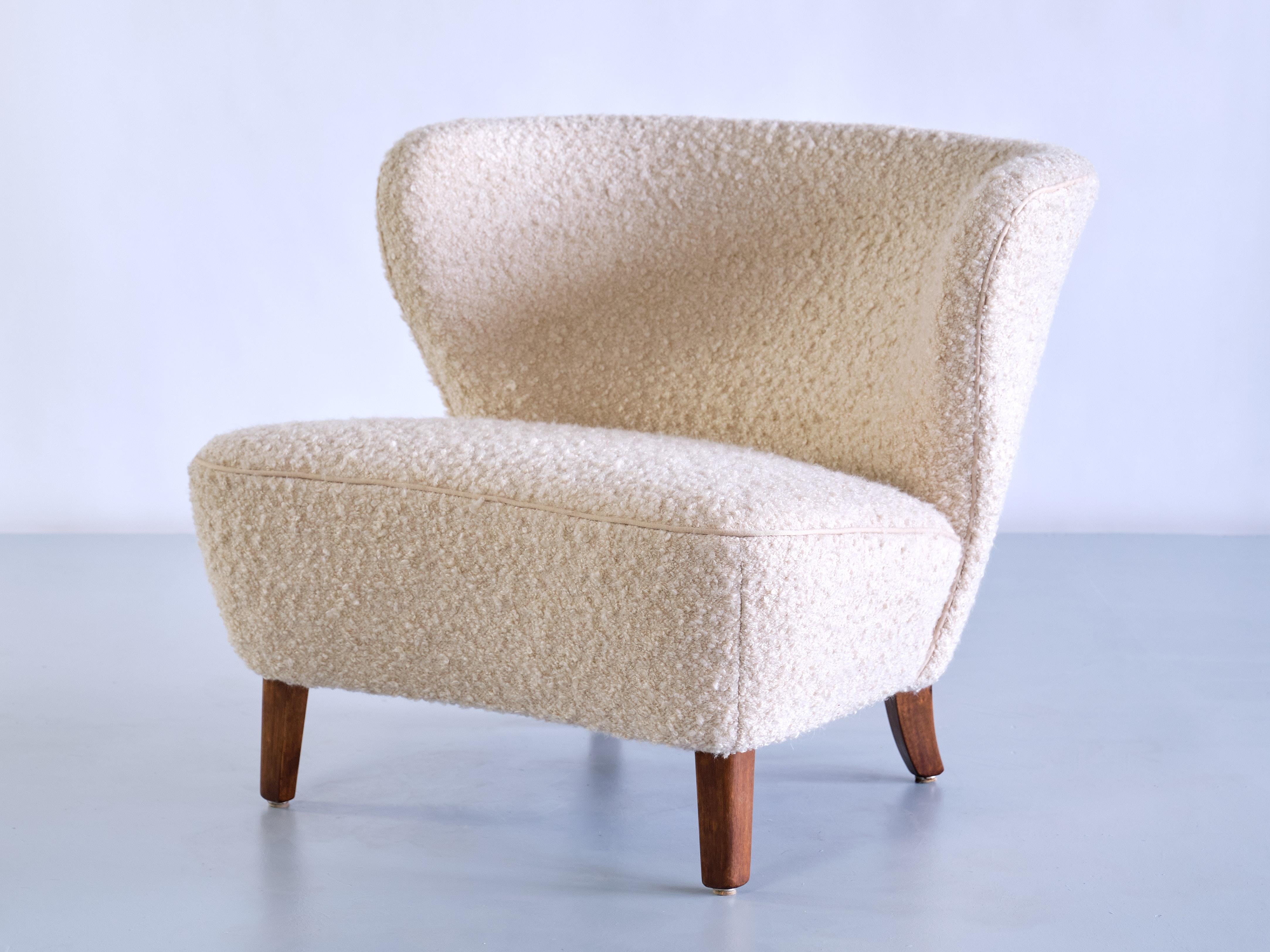 Gösta Jonsson Lounge Chair in Nobilis Bouclé Fabric and Beech, Sweden, 1940s 6