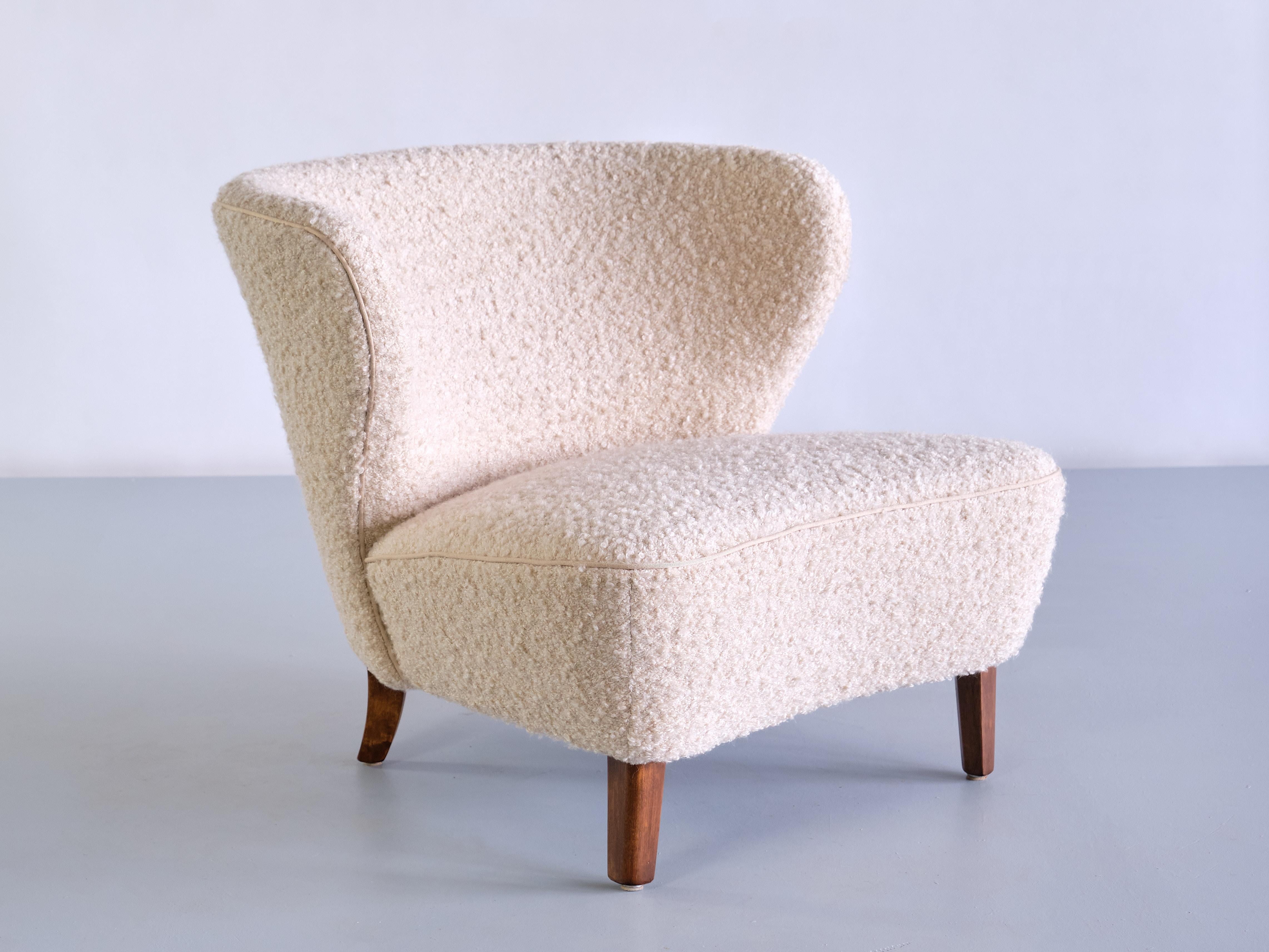 Swedish Gösta Jonsson Lounge Chair in Nobilis Bouclé Fabric and Beech, Sweden, 1940s