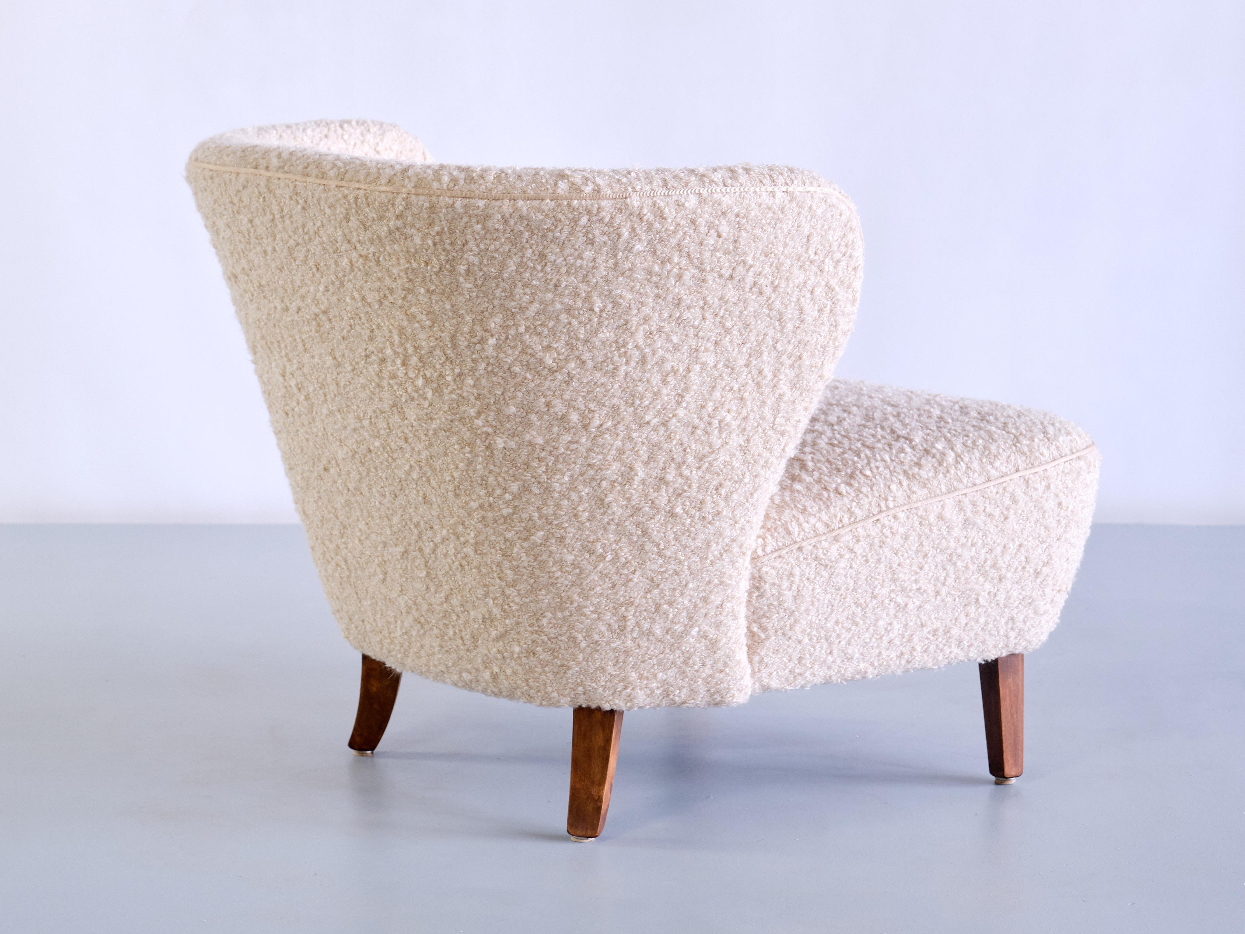 Gösta Jonsson Lounge Chair in Nobilis Bouclé Fabric and Beech, Sweden, 1940s 3