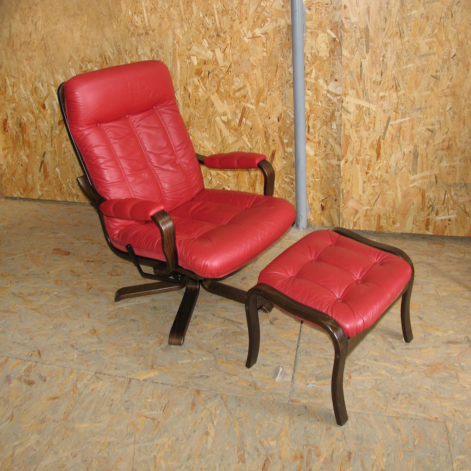 Mid-Century Modern Göte Möbel Swivel Armchair with Footrest, Sweden, 1970s, 2 Sets Available For Sale