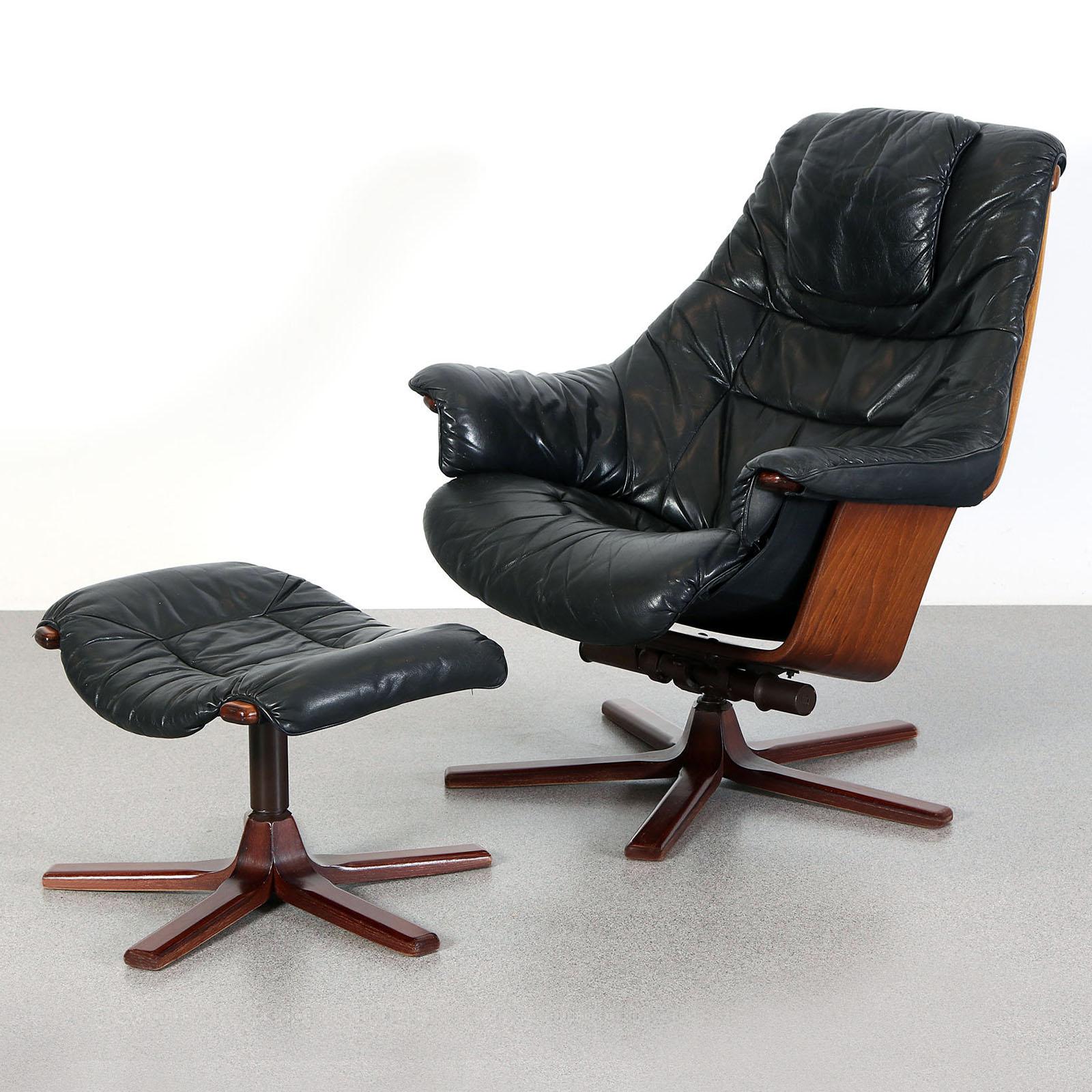 Mid-Century Modern Göte Möbel Swivel Armchair with Footrest, Sweden, 1970s