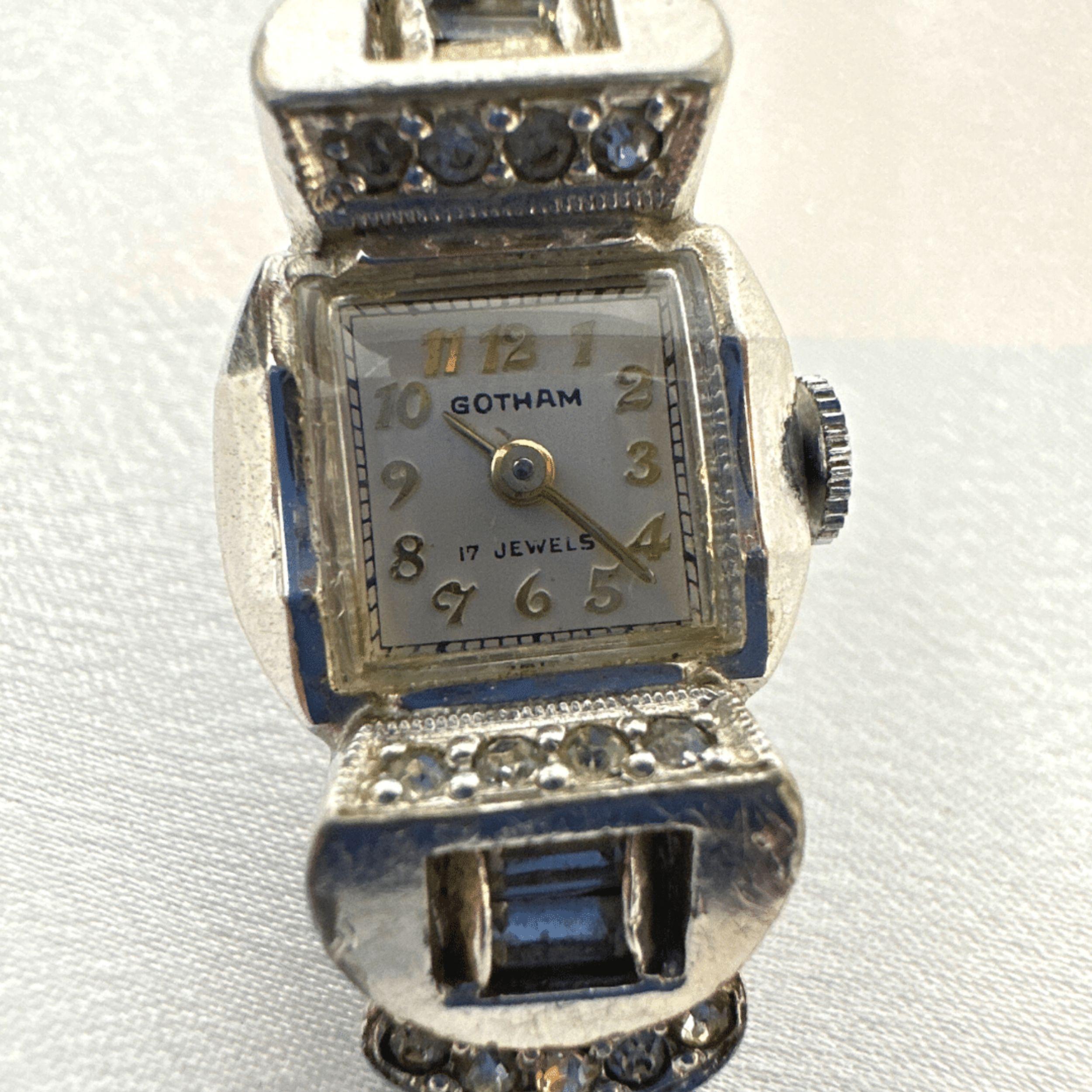 Gotham 17 Jewel Rhinestone Stretch Band Antique Watch for Women For Sale 1