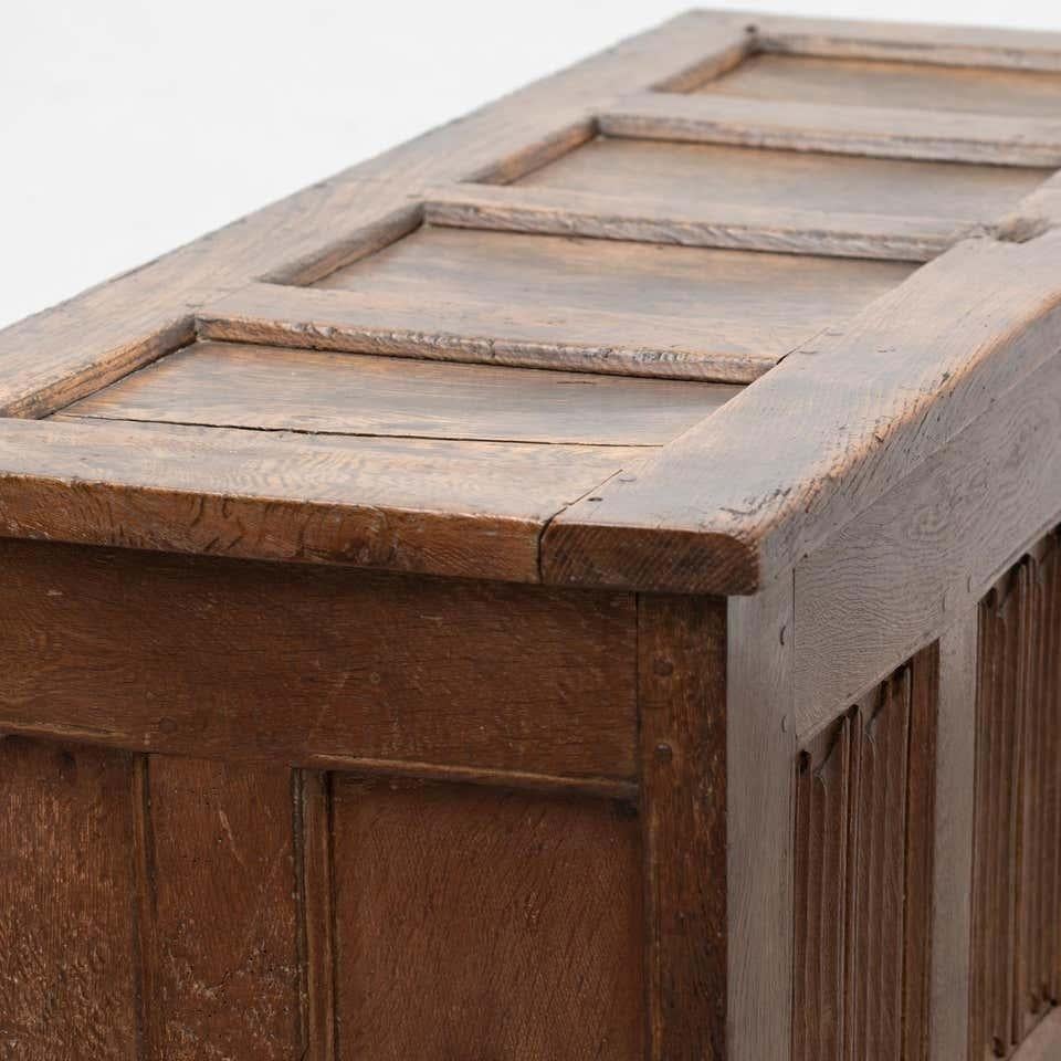 Arqueta Gótica de Madera del Siglo XVI en venta 5