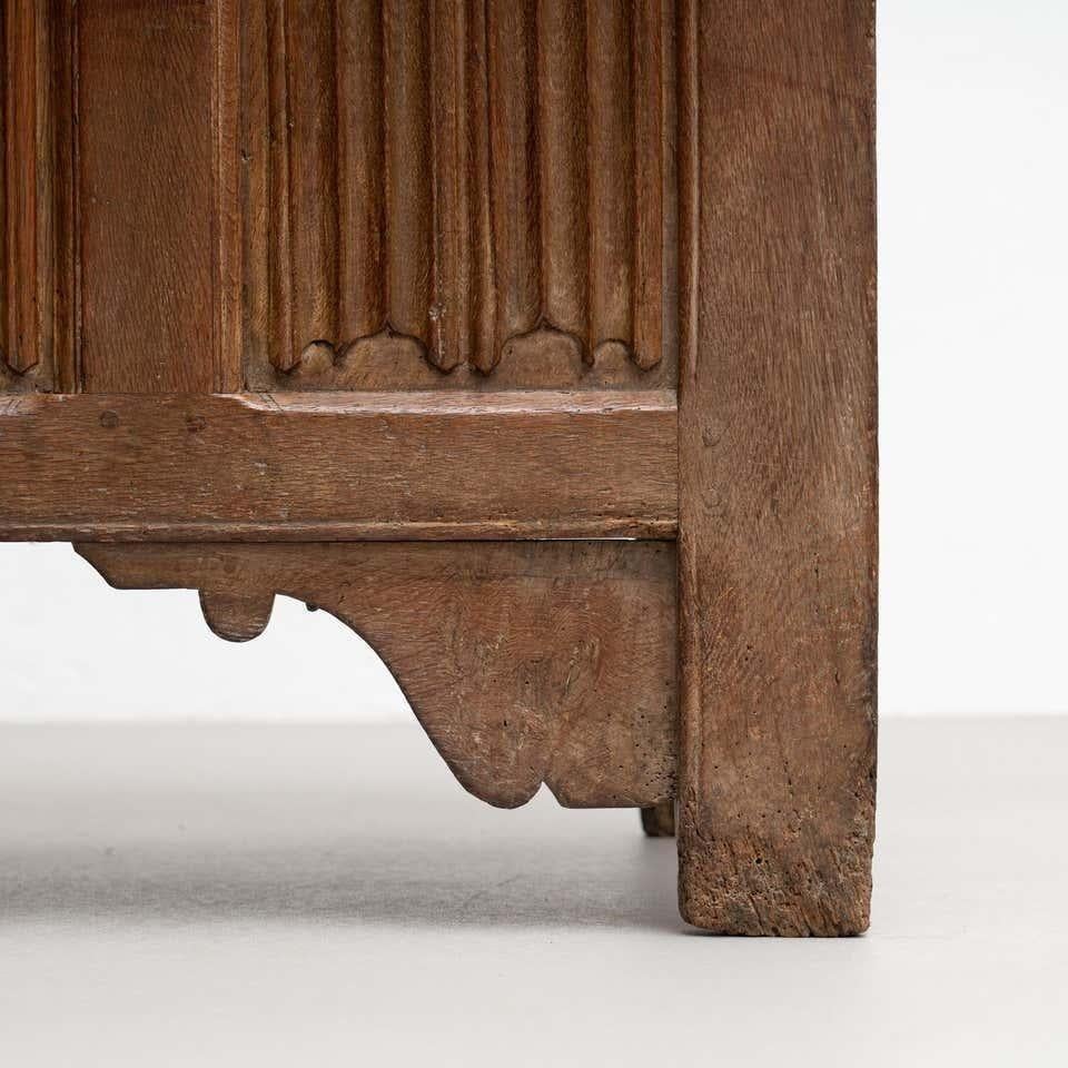 Arqueta Gótica de Madera del Siglo XVI en venta 2