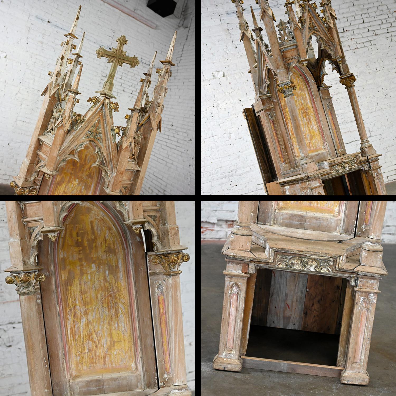 Gothic Architectural Church Spire or Steeple Pivoting Shrine Distressed Finish  For Sale 8