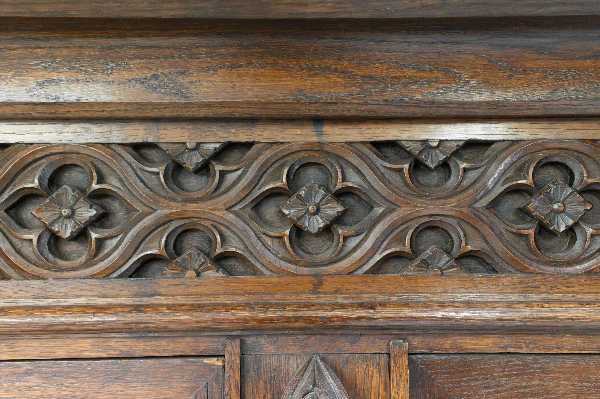 Libreria gotica in vendita 5