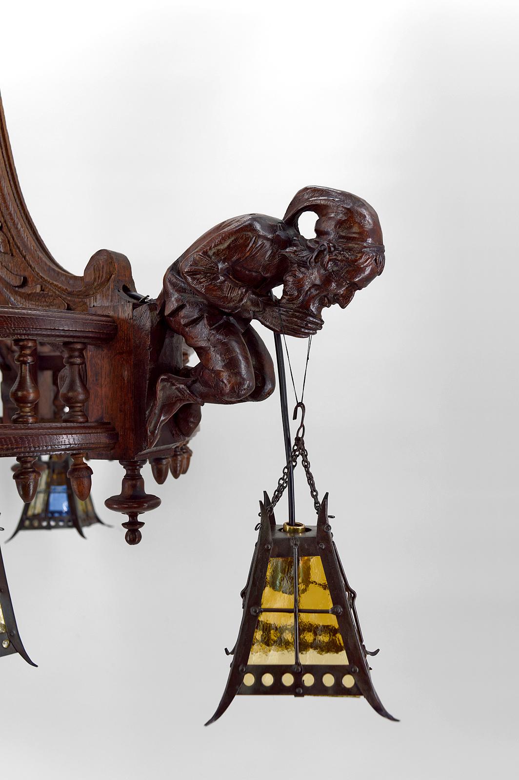 Gothic Chandelier Carved with Jesters and Lanterns, France, circa 1900 For Sale 5