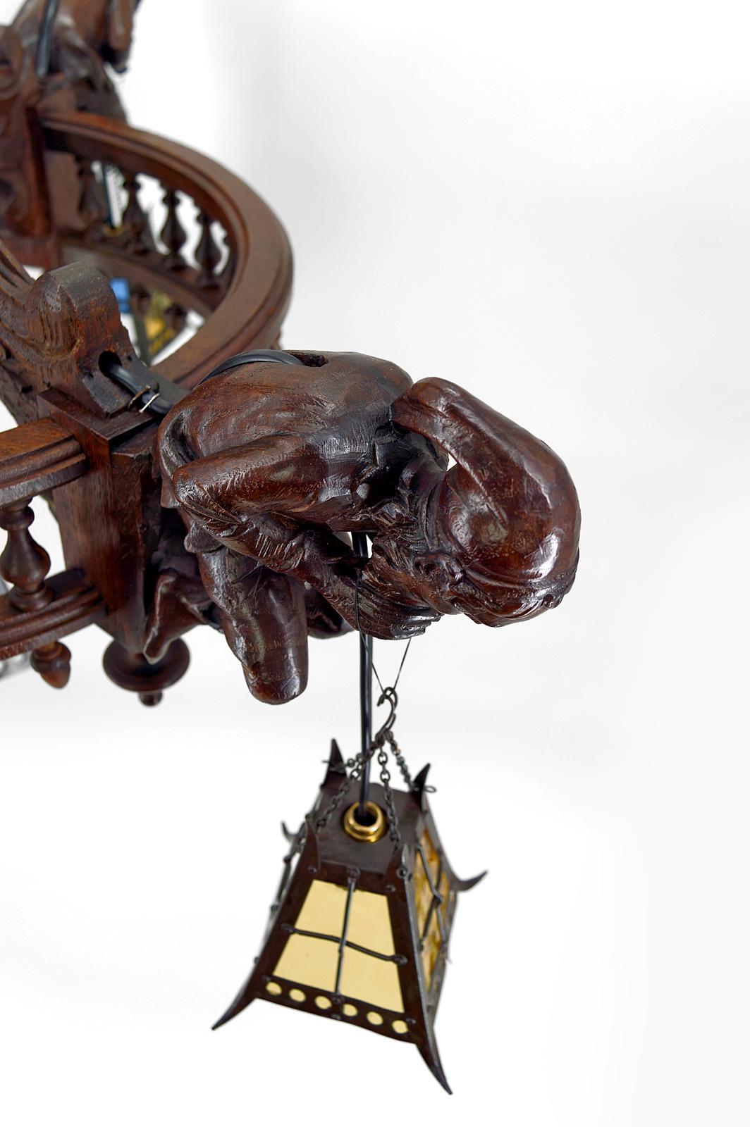 Gothic Chandelier Carved with Jesters and Lanterns, France, circa 1900 For Sale 9