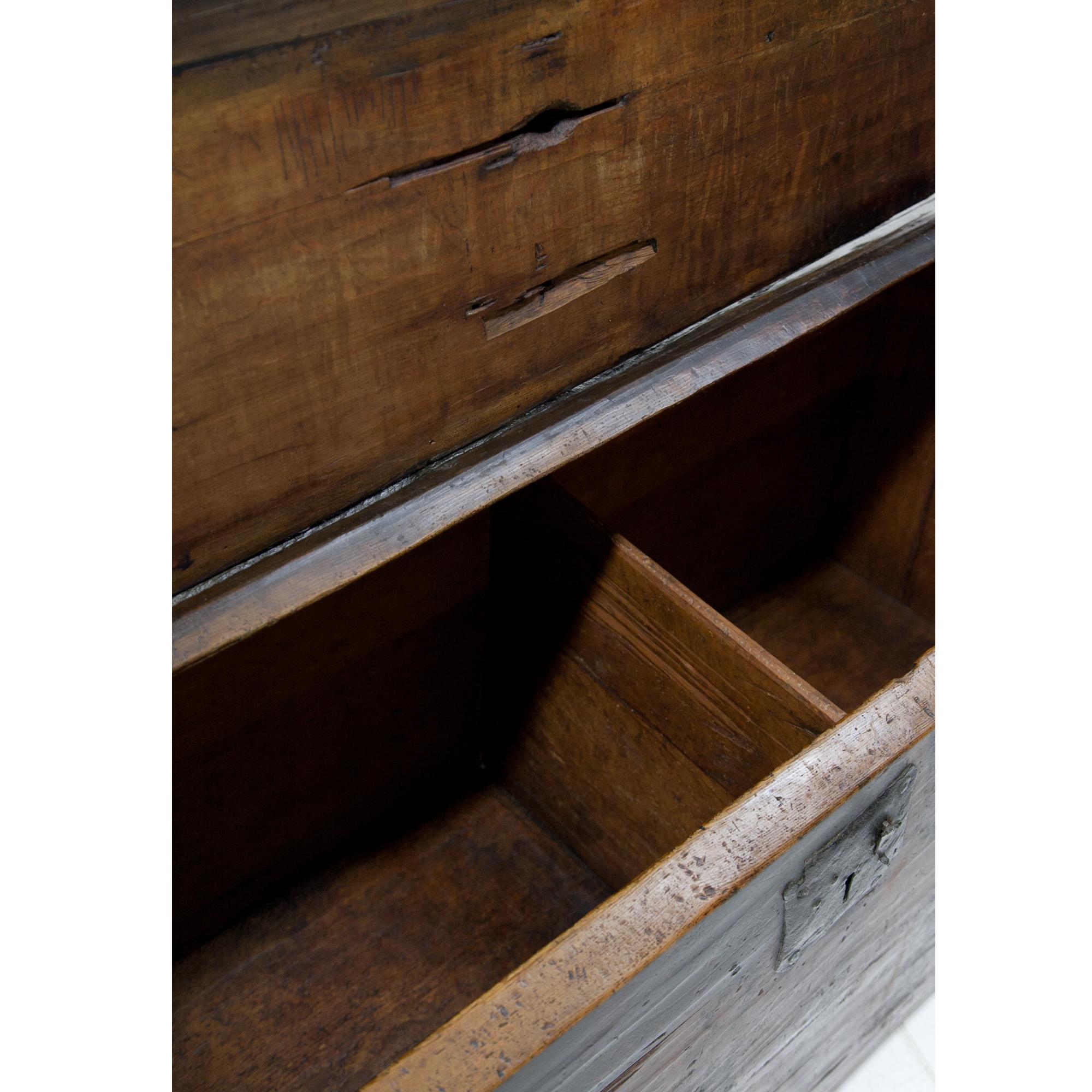 Gothic Chest, Alpine Area, 16th Century In Good Condition In Greding, DE