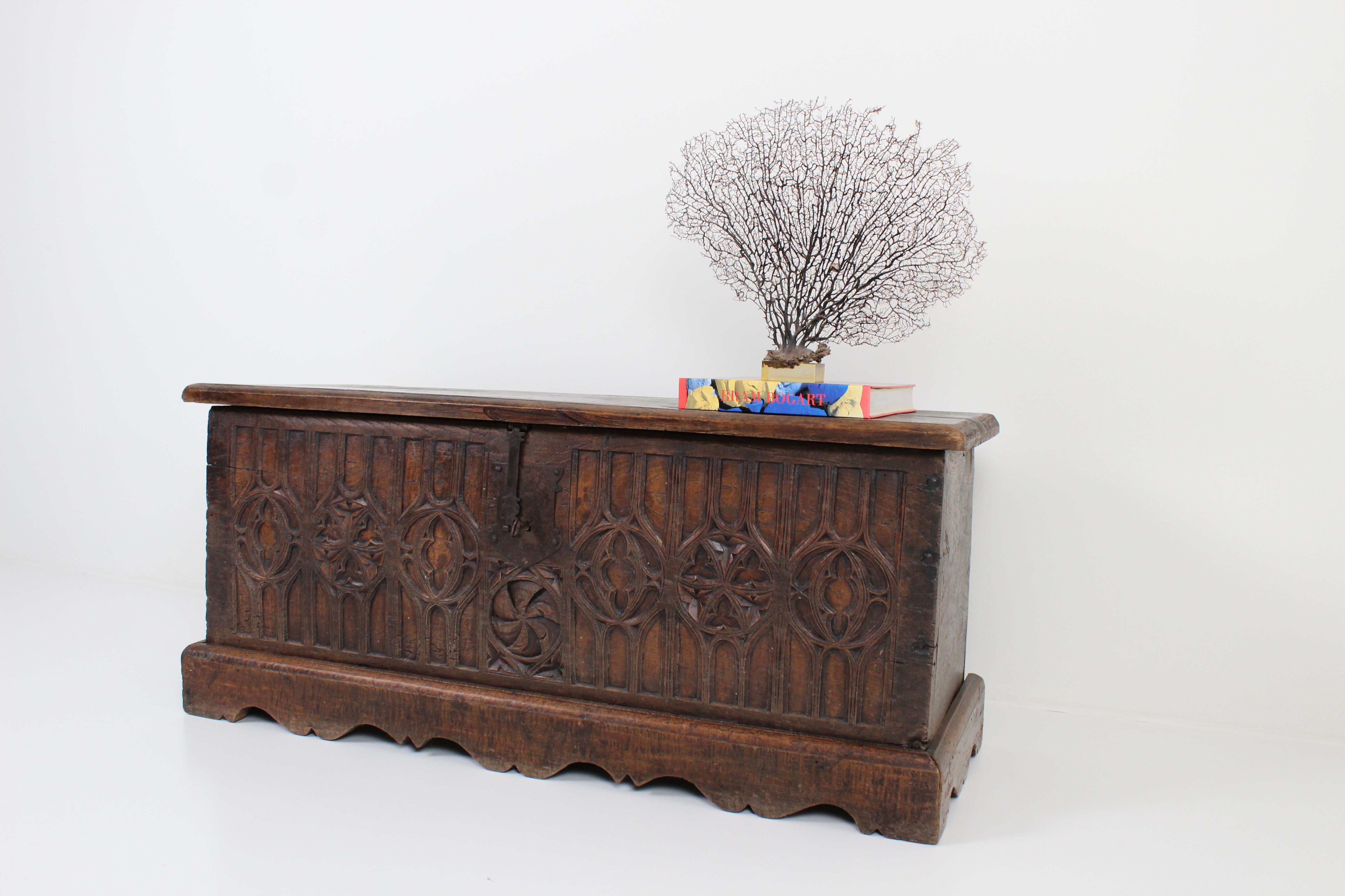 Gothic chest with decorated front late 18th century For Sale 9