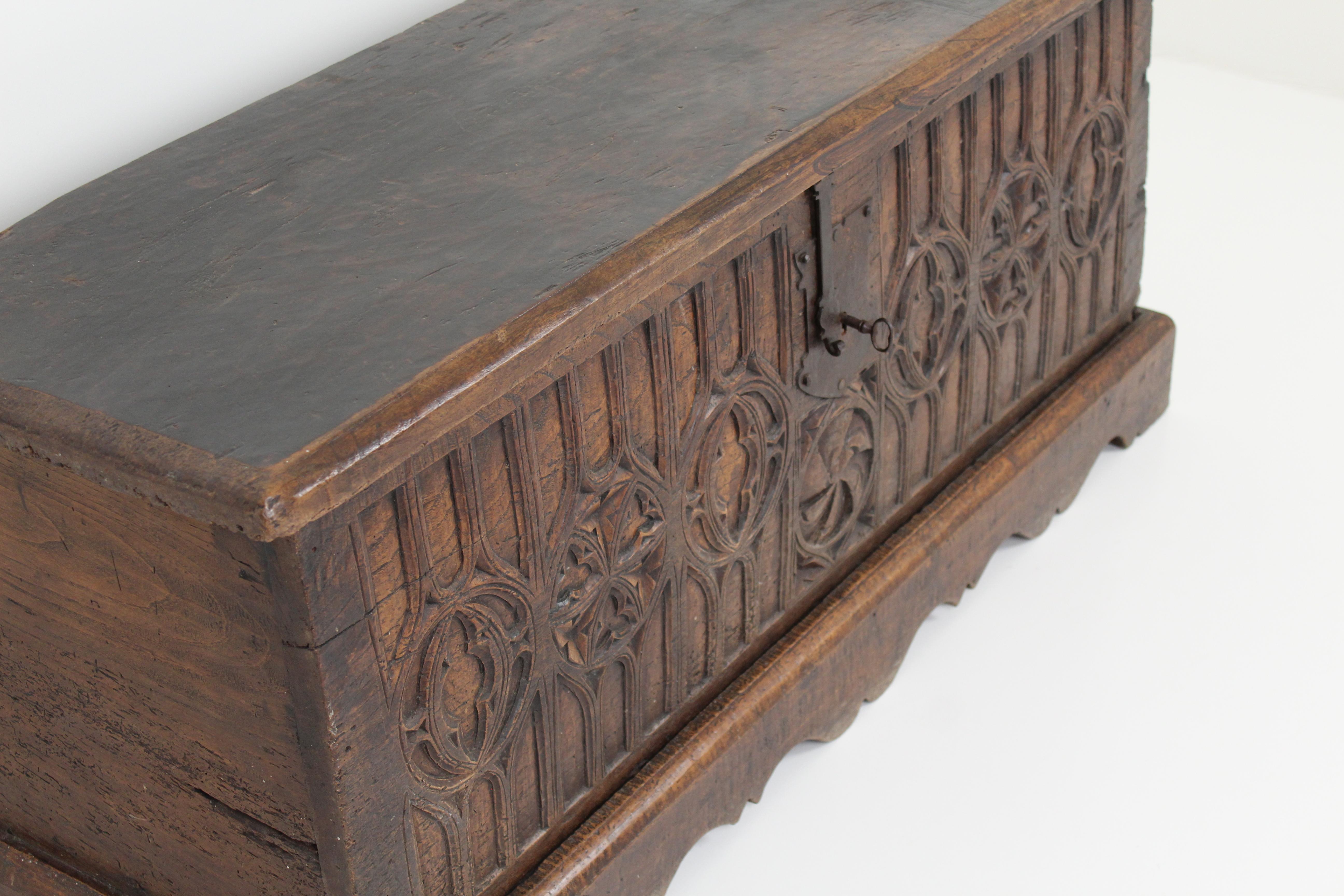 Gothic chest with decorated front late 18th century For Sale 1