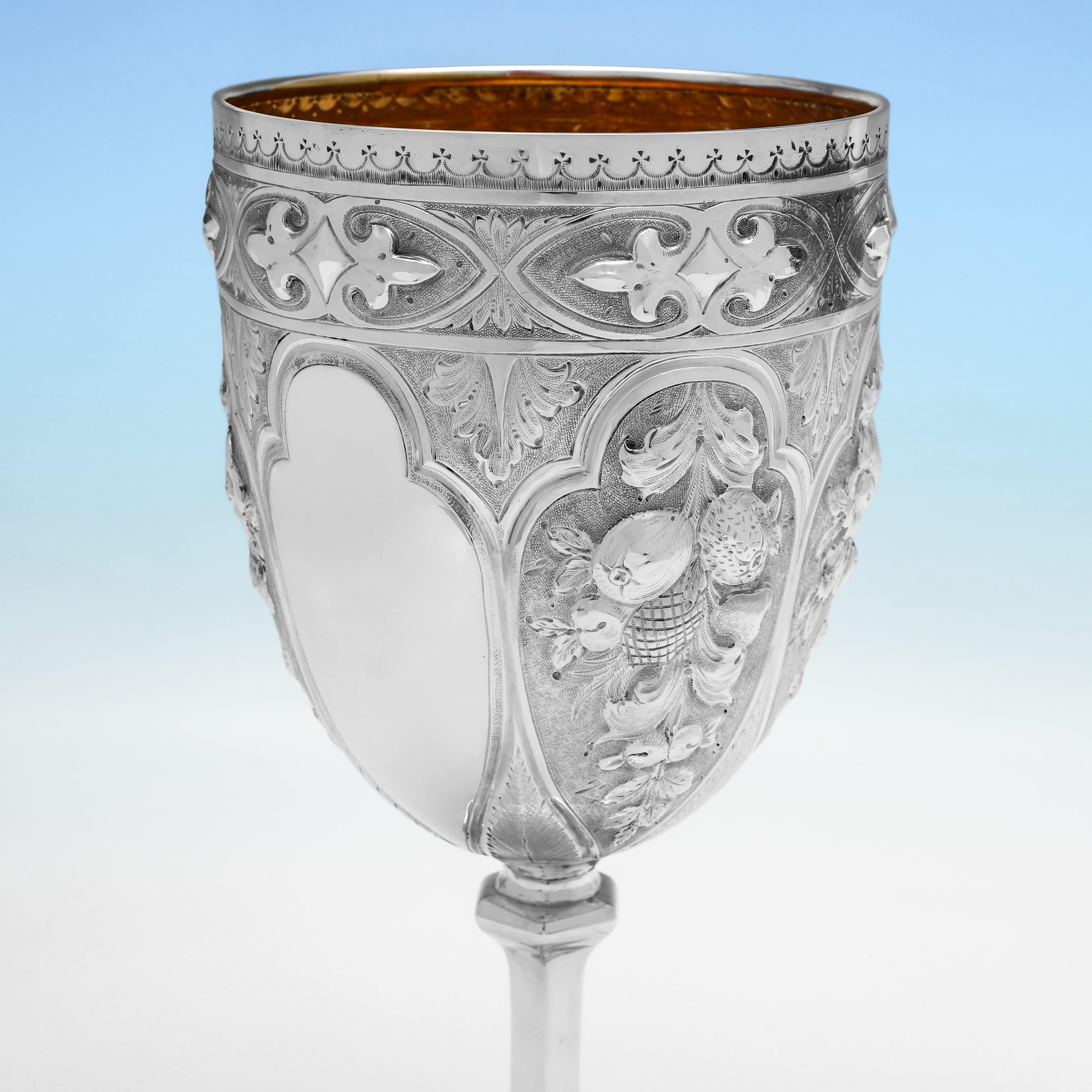 Kelch aus antikem Sterlingsilber mit gotischem Design von George Unite aus dem Jahr 1876 (Gotisch) im Angebot