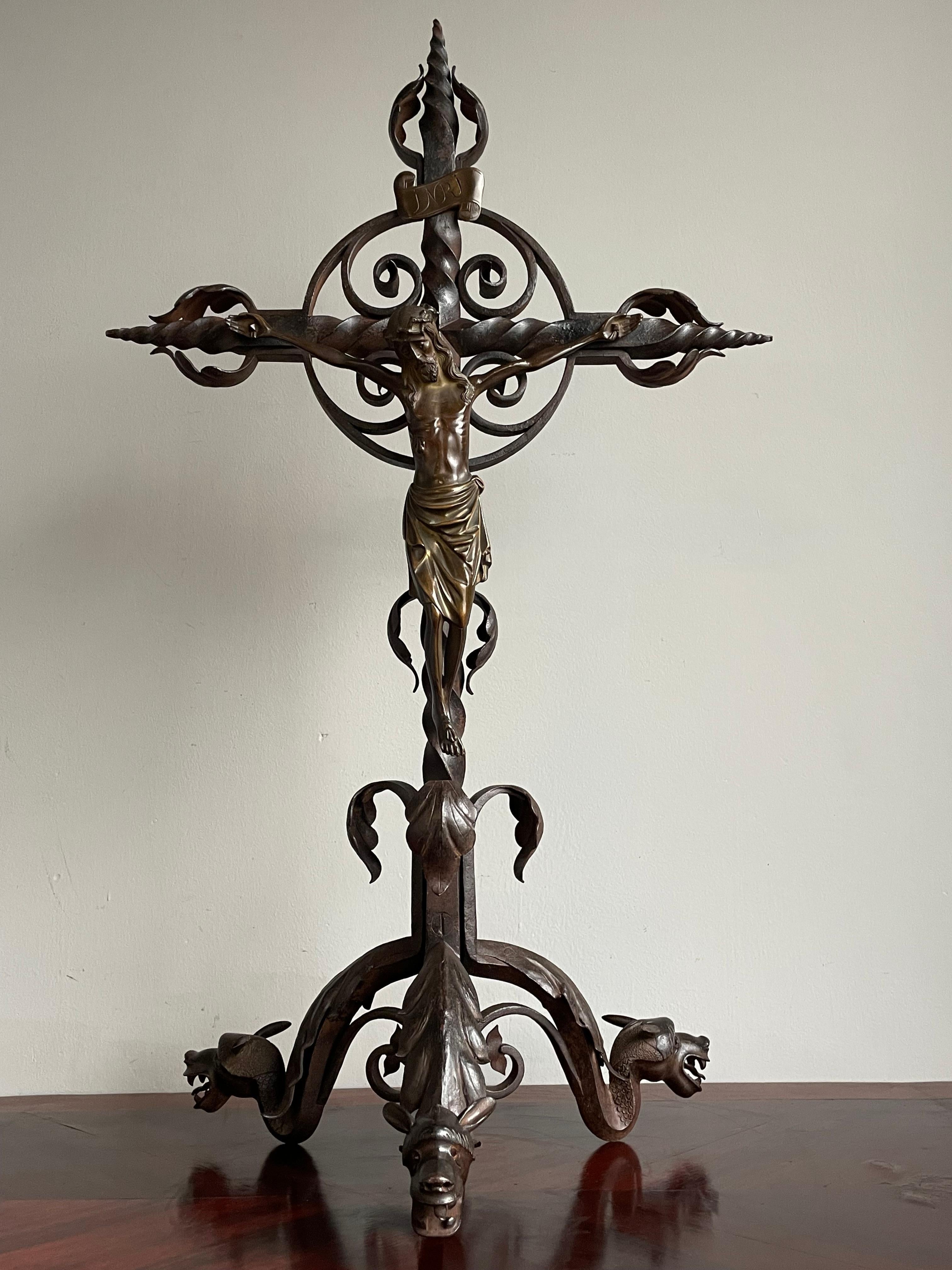 Gothic Dragons Base Wrought Iron Altar Crucifix with Bronze Sculpture of Christ For Sale 13