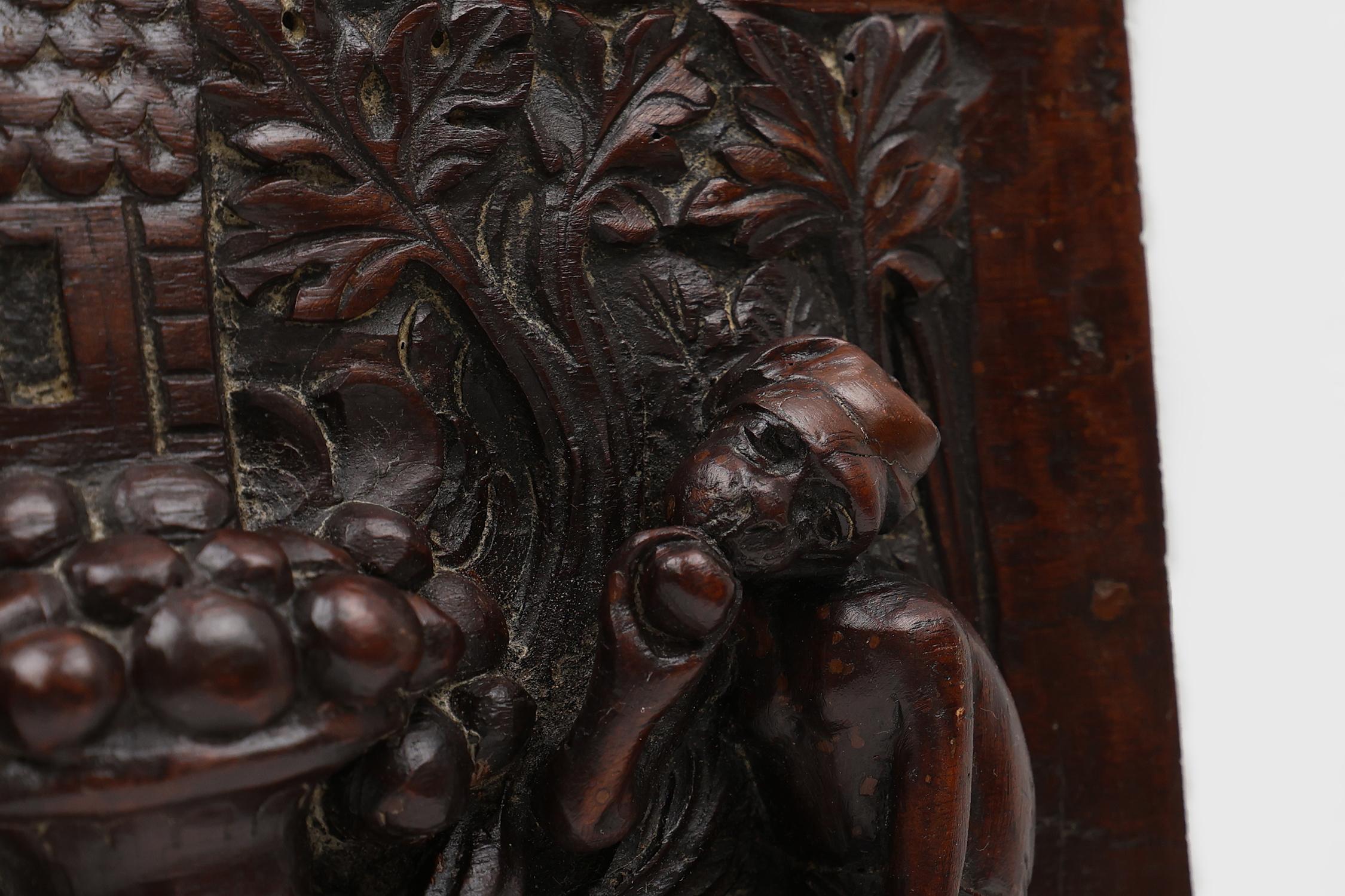 Gothic hand sculpted oak panel in oak, Belgium 17th century For Sale 1