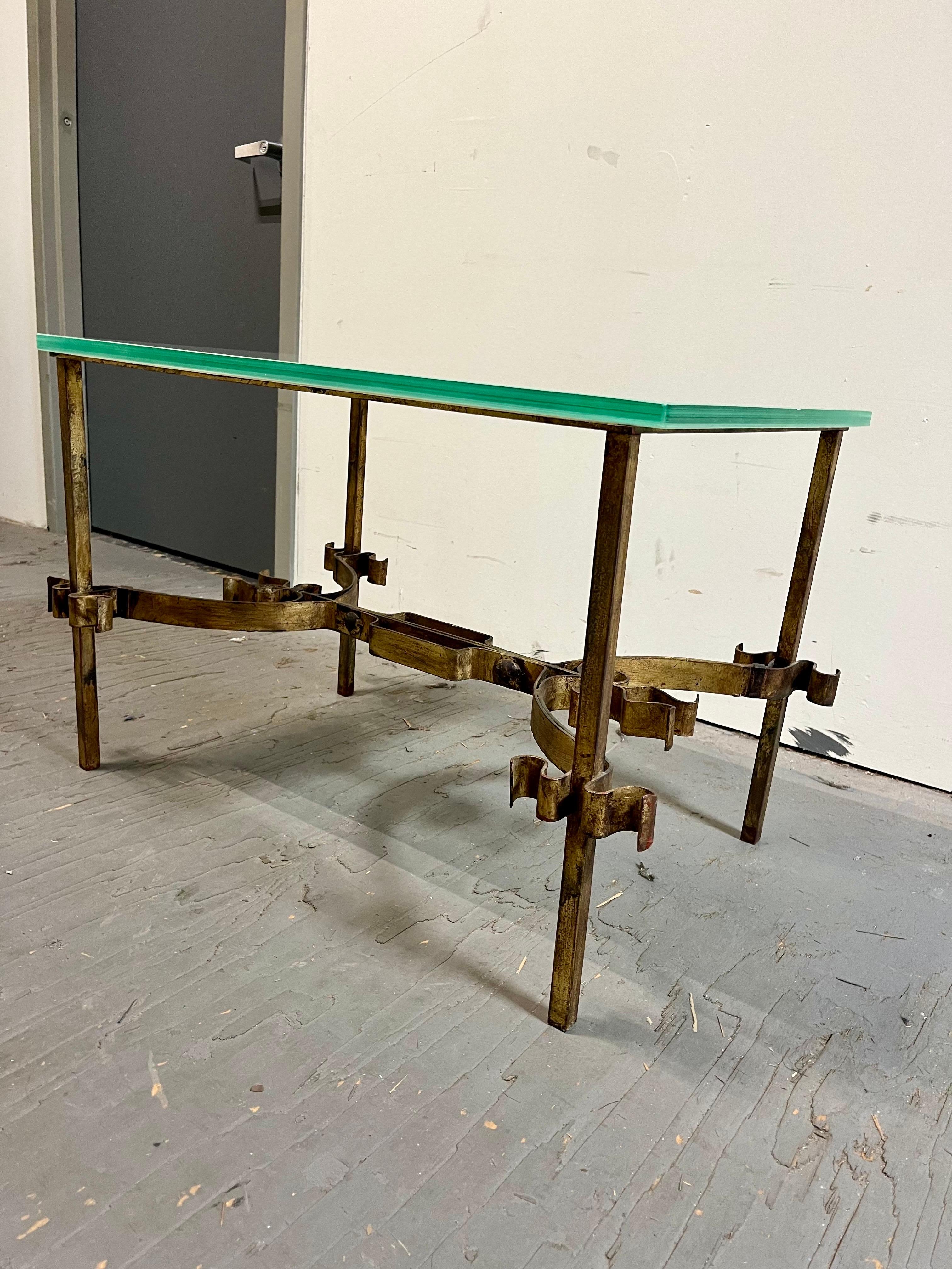 Gothic Hollywood Regency Gold Gilt Scrolling Iron Rectangular Glass Coffee Table In Good Condition For Sale In W Allenhurst, NJ