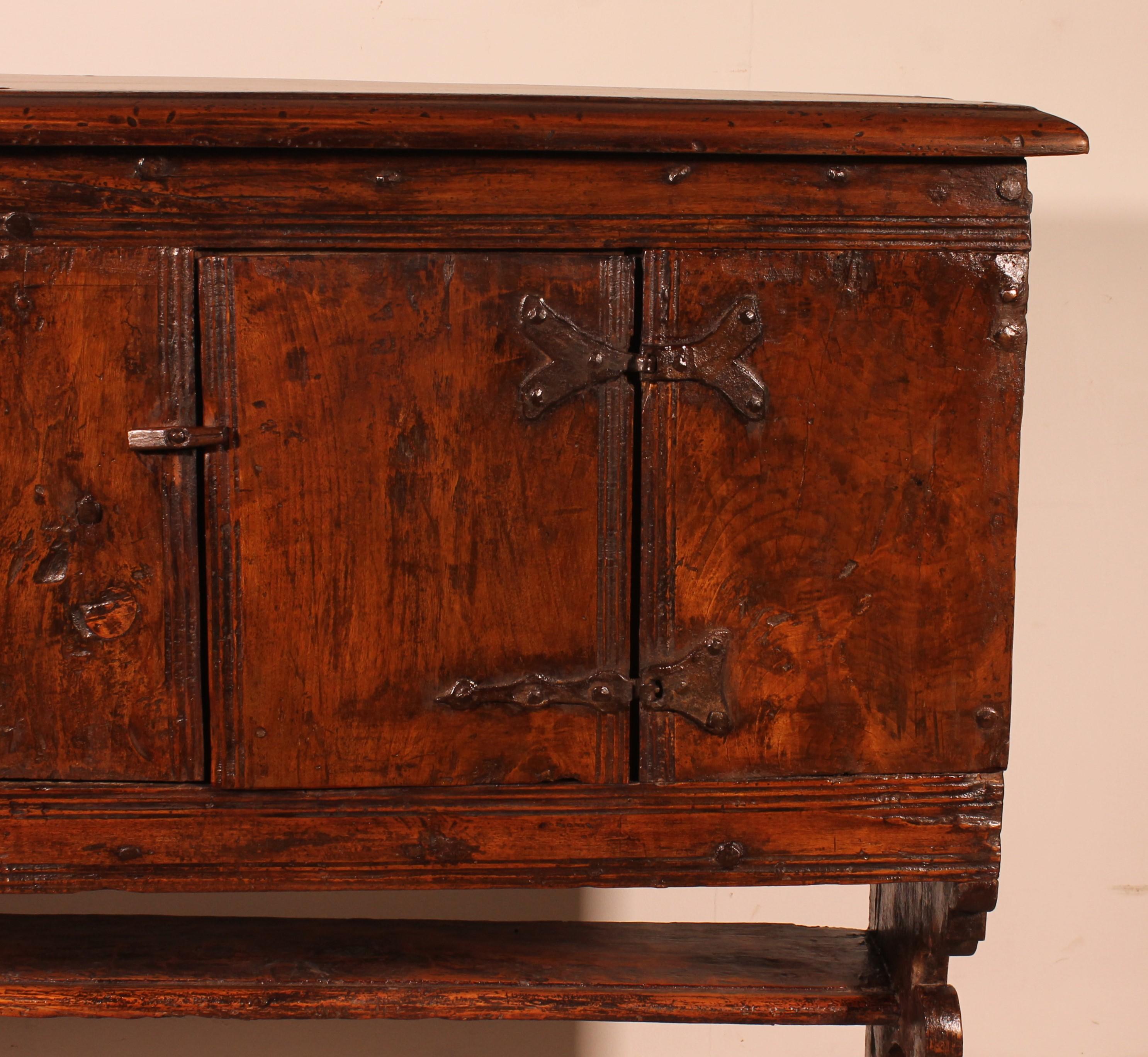 18th Century and Earlier Gothic Influence Credenza - 16th Century For Sale