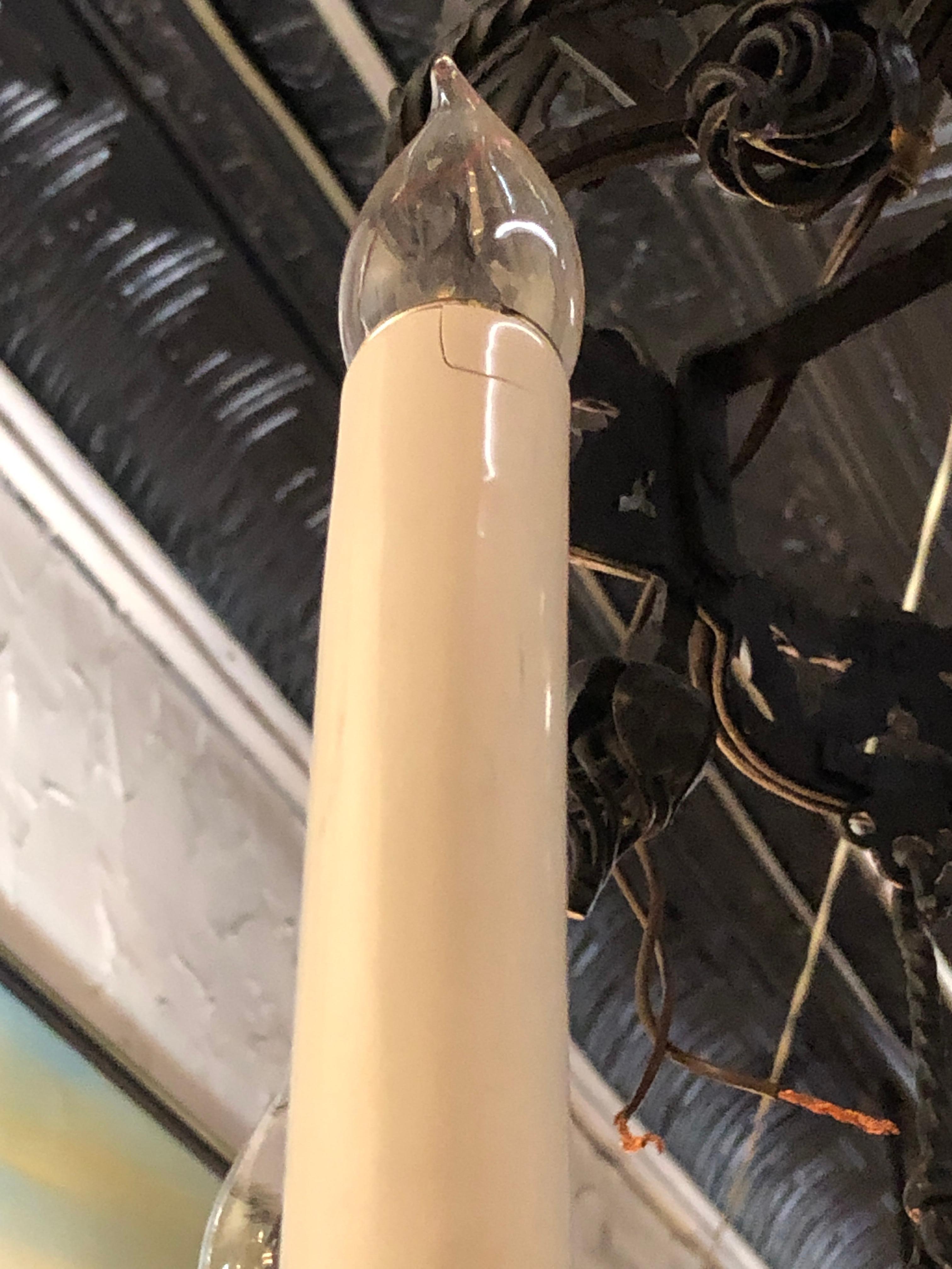 XX secolo Lampadario gotico in ferro in vendita
