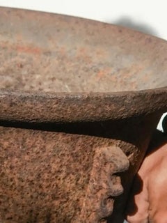 Mortero gótico de hierro