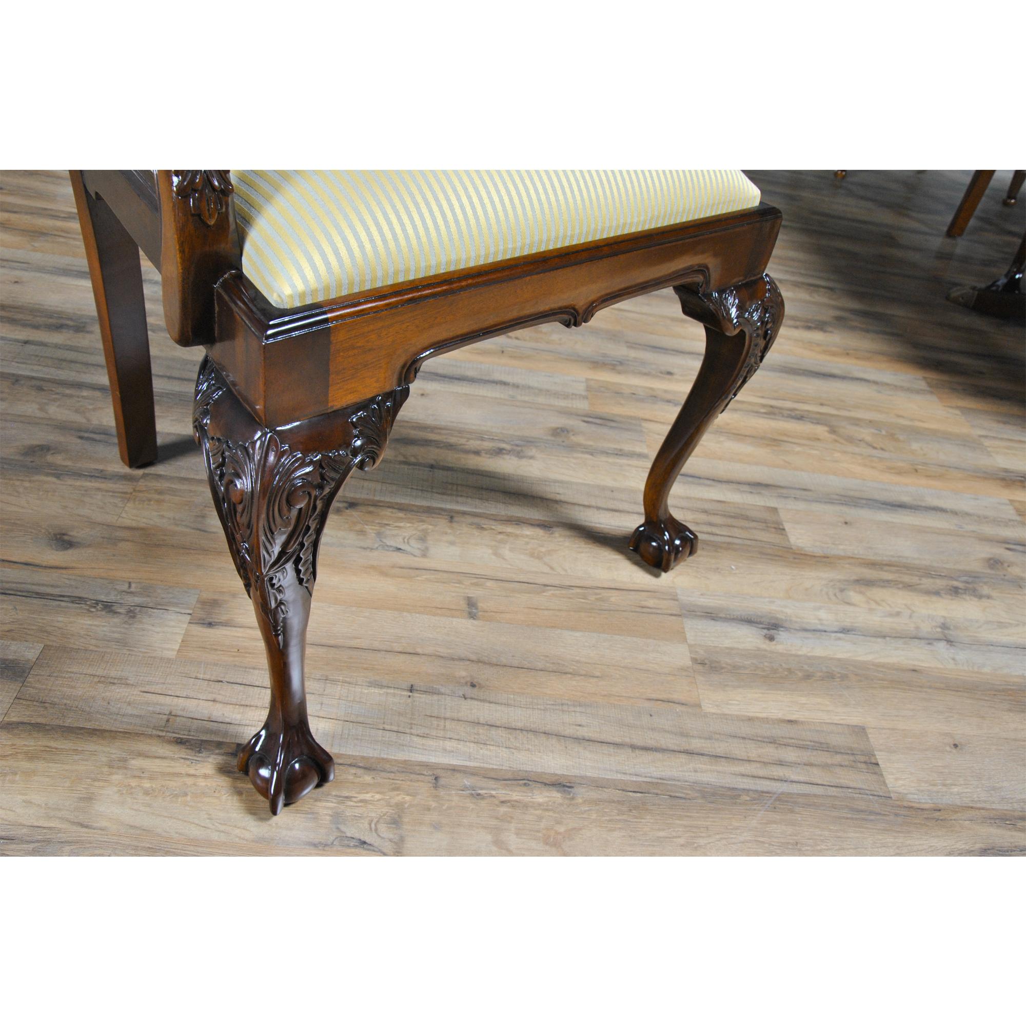 Sedie Chippendale gotiche in mogano, set di 10 pezzi in vendita 4