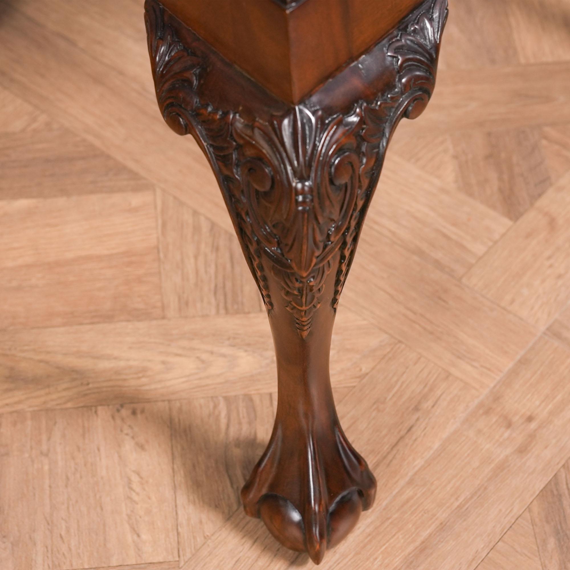 Sedie Chippendale gotiche in mogano, set di 10 pezzi in vendita 11