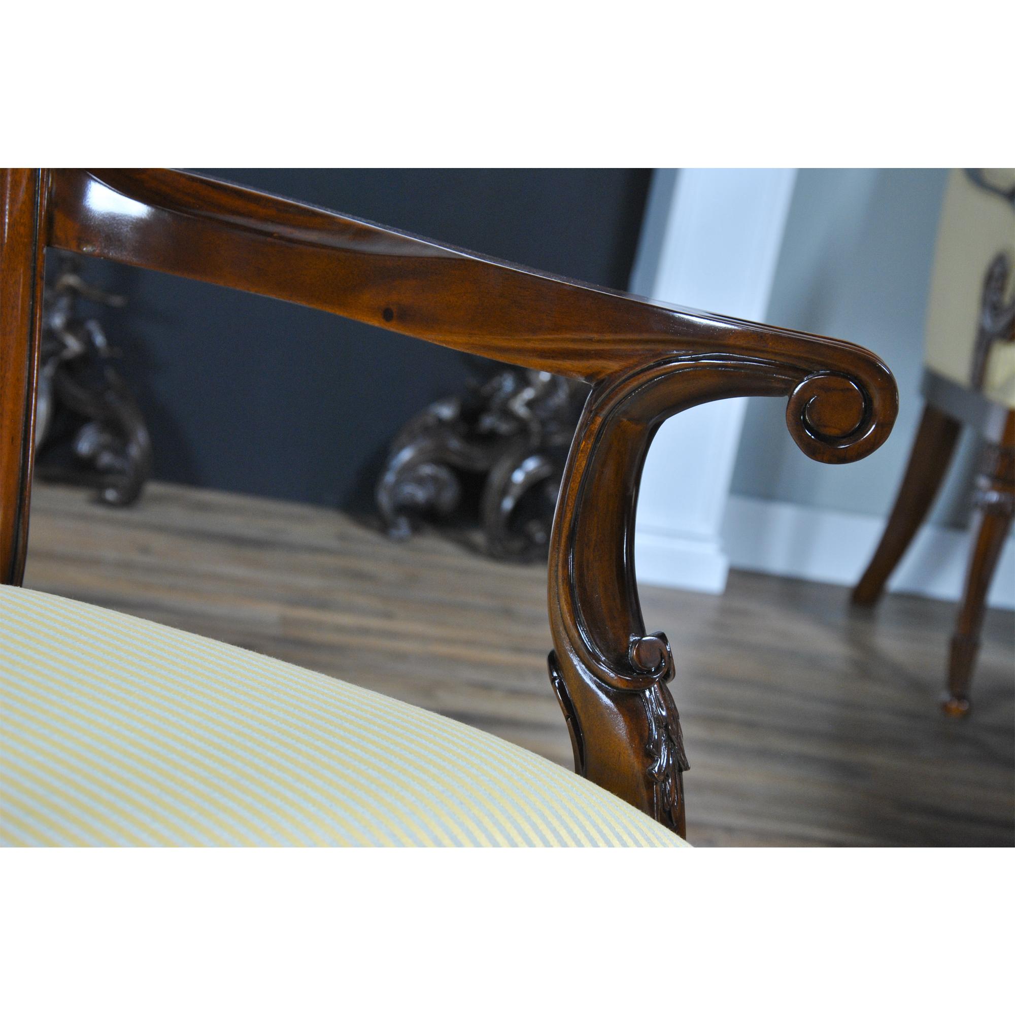 Sedie Chippendale gotiche in mogano, set di 10 pezzi in vendita 2