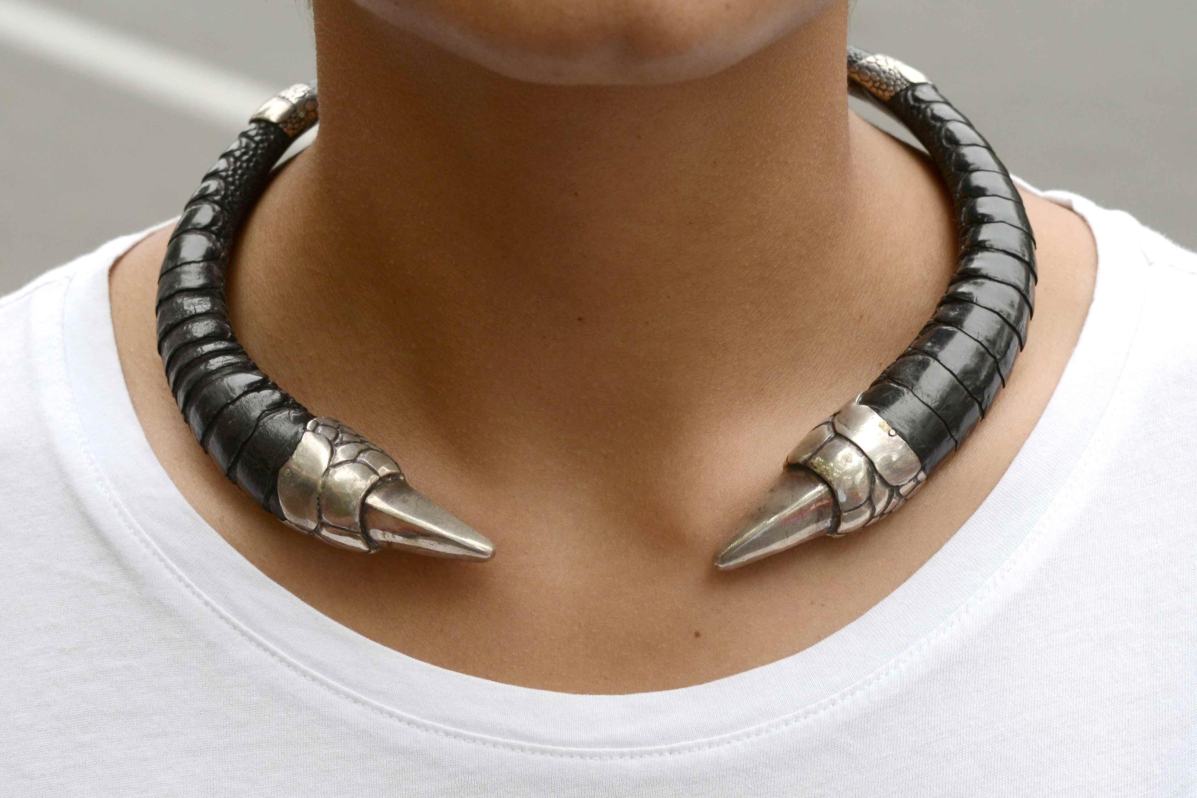 A fab Gothic style Medieval-inspired ostrich talon claw choker necklace. Handmade of sterling silver and ostrich leather by underground French artist Lou, this exotic work makes a bold statement and will definitely raise a few eyebrows. Each bespoke