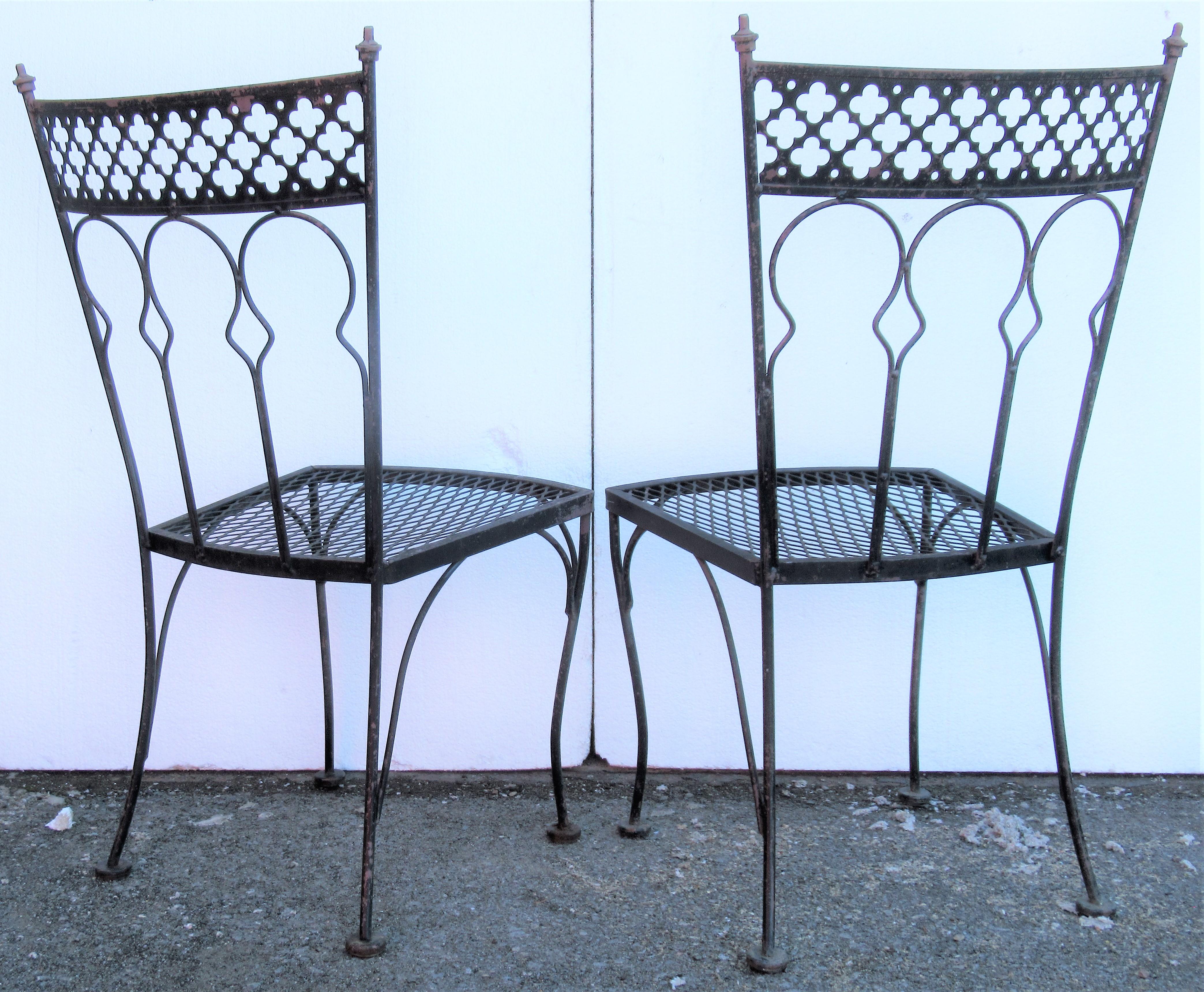 Gothic Modernist Style Wrought Iron Table and Chairs In Good Condition In Rochester, NY