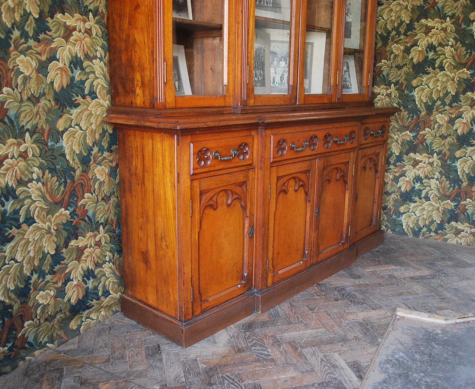 19th Century Gothic oak breakfront bookcase For Sale