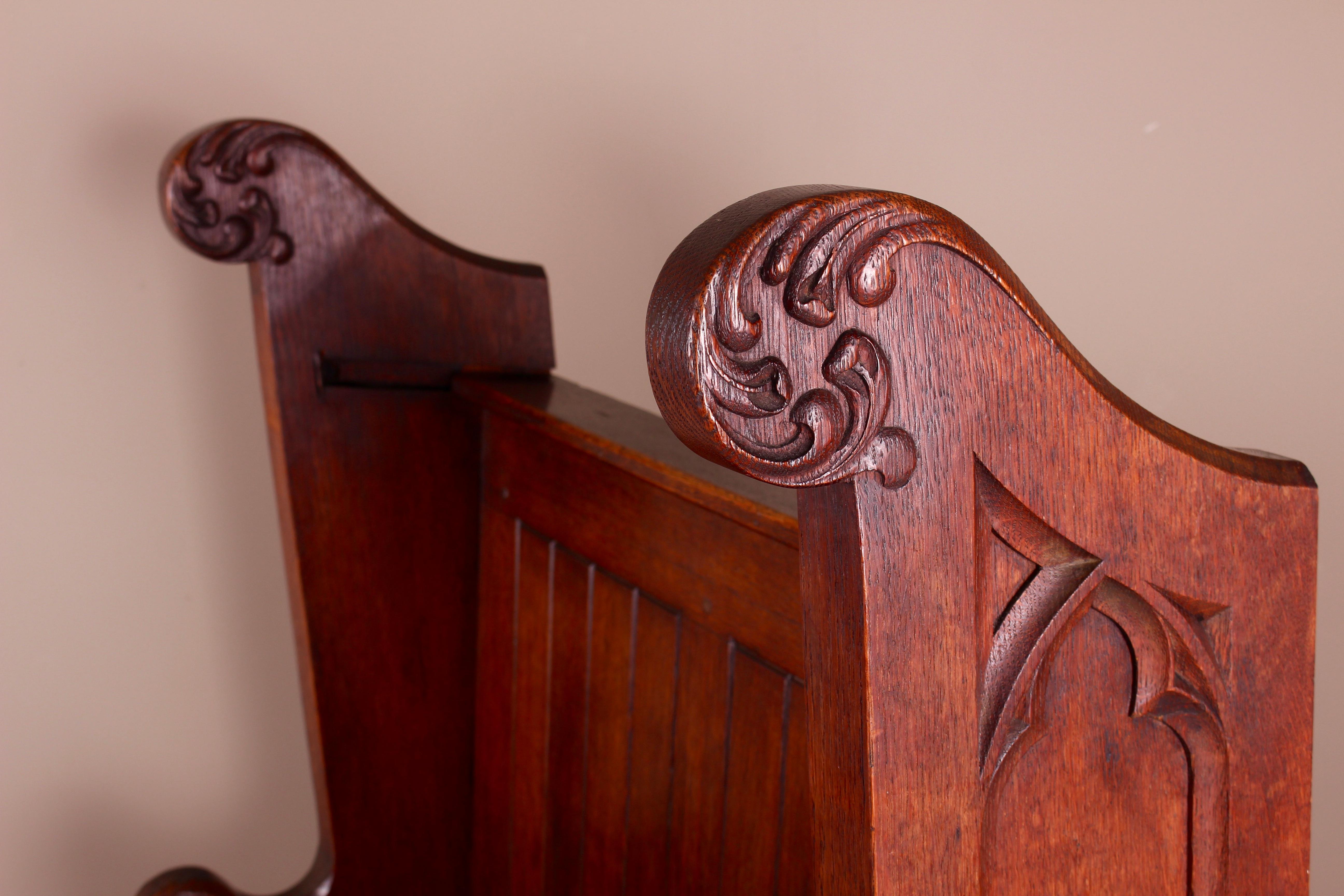 Early 20th Century Gothic Oak Church or Hall Seat