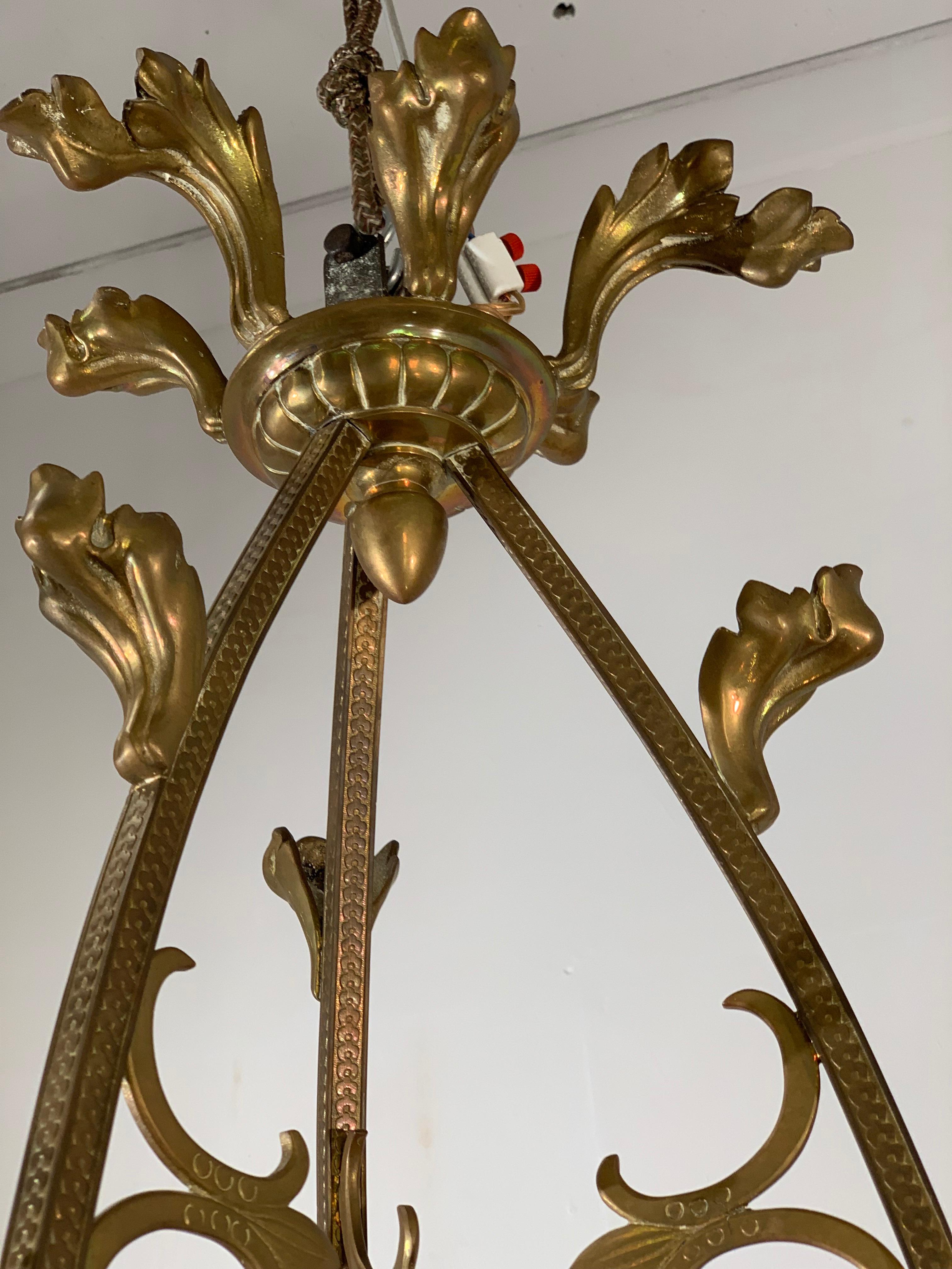 Neugotik-Revival-Kronleuchter/Anhänger aus Bronze mit Drachenskulpturen, A. Bastet Lyon im Angebot 6