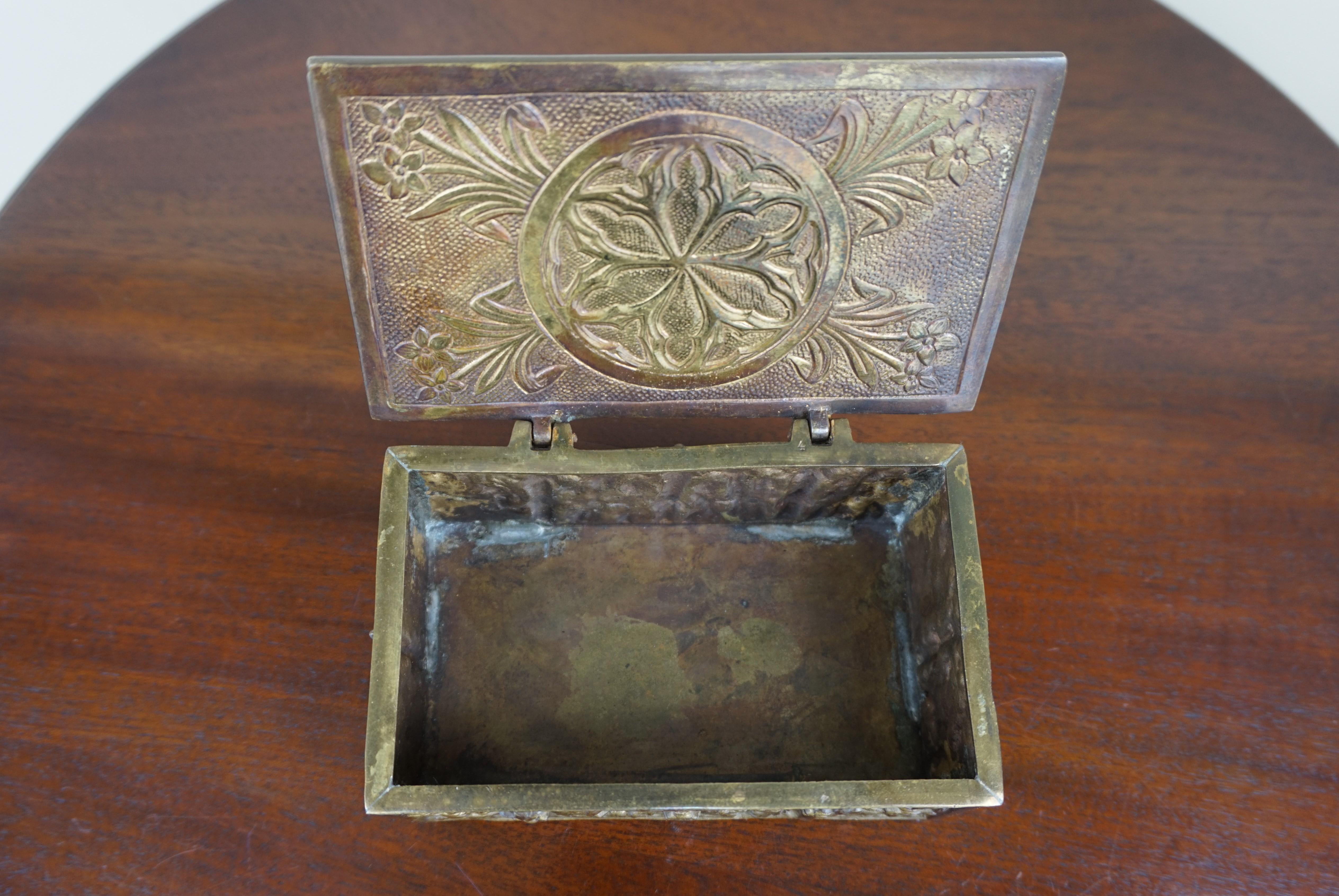 Gothic Revival Bronze Jewelry Box with Biblical Scenes in Church Window Panels 3