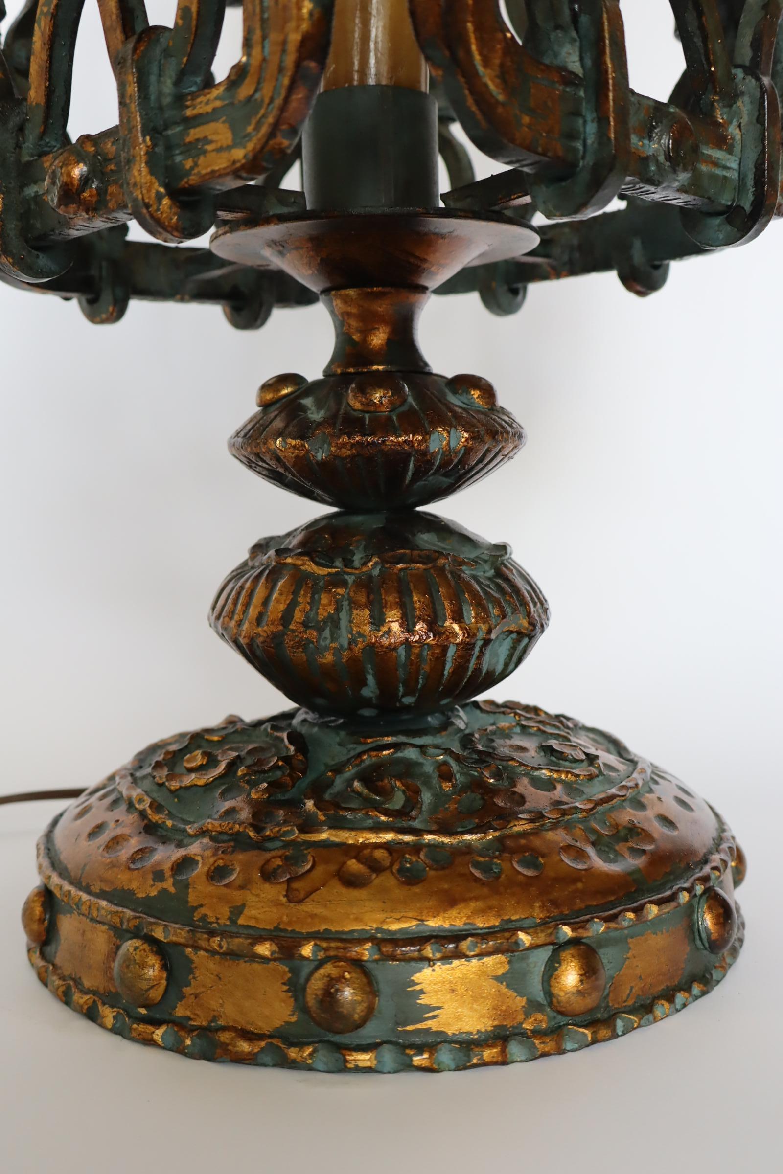 Bronze Lampe de table néo-gothique brutaliste en bronze en vente