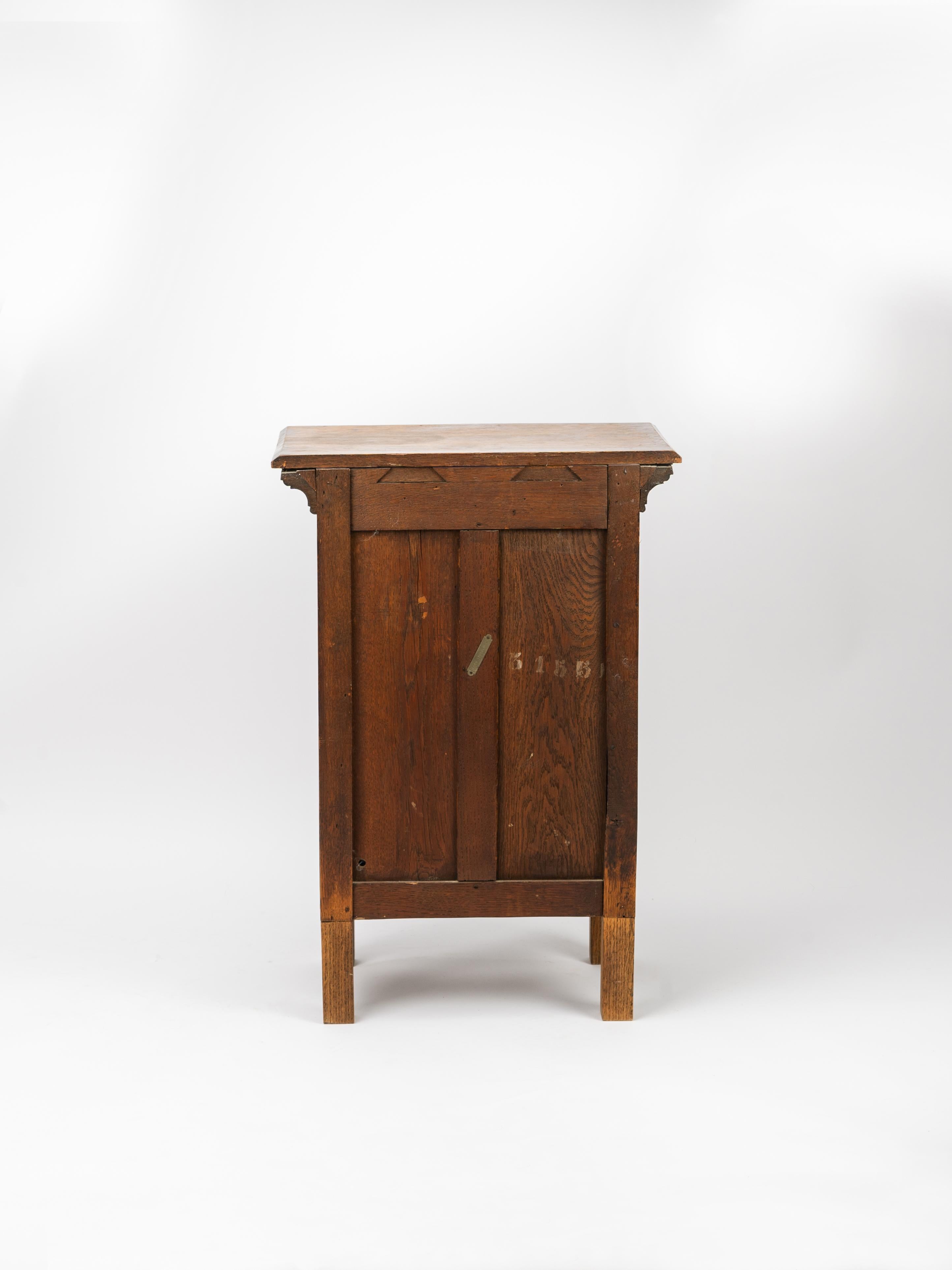 19th Century Gothic Revival Carved Oak Reliquary Side Table Nightstand For Sale